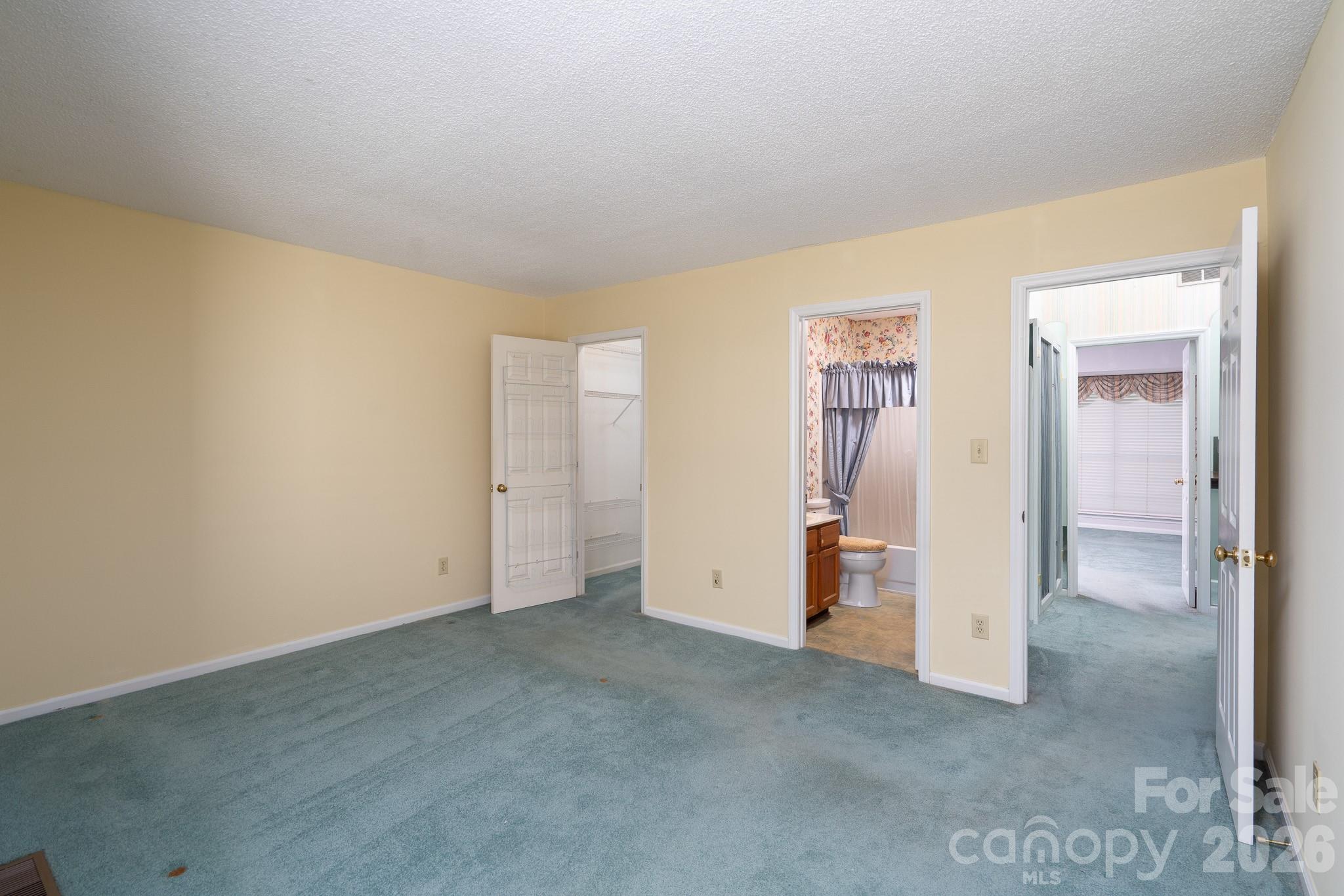 10969 Carmel Crossing Road Property Photo 23