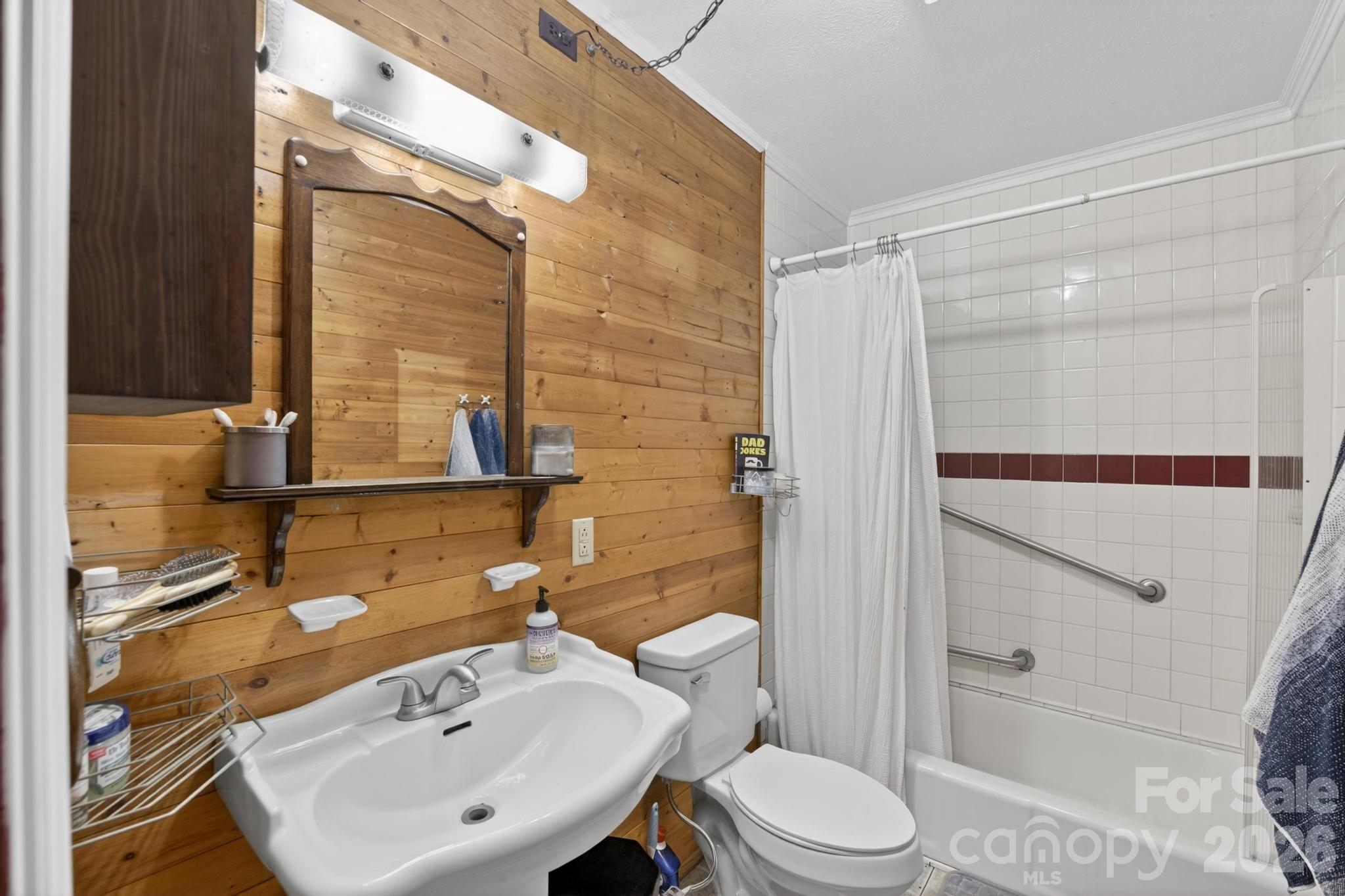 828 Jamestown Road Property Photo 15