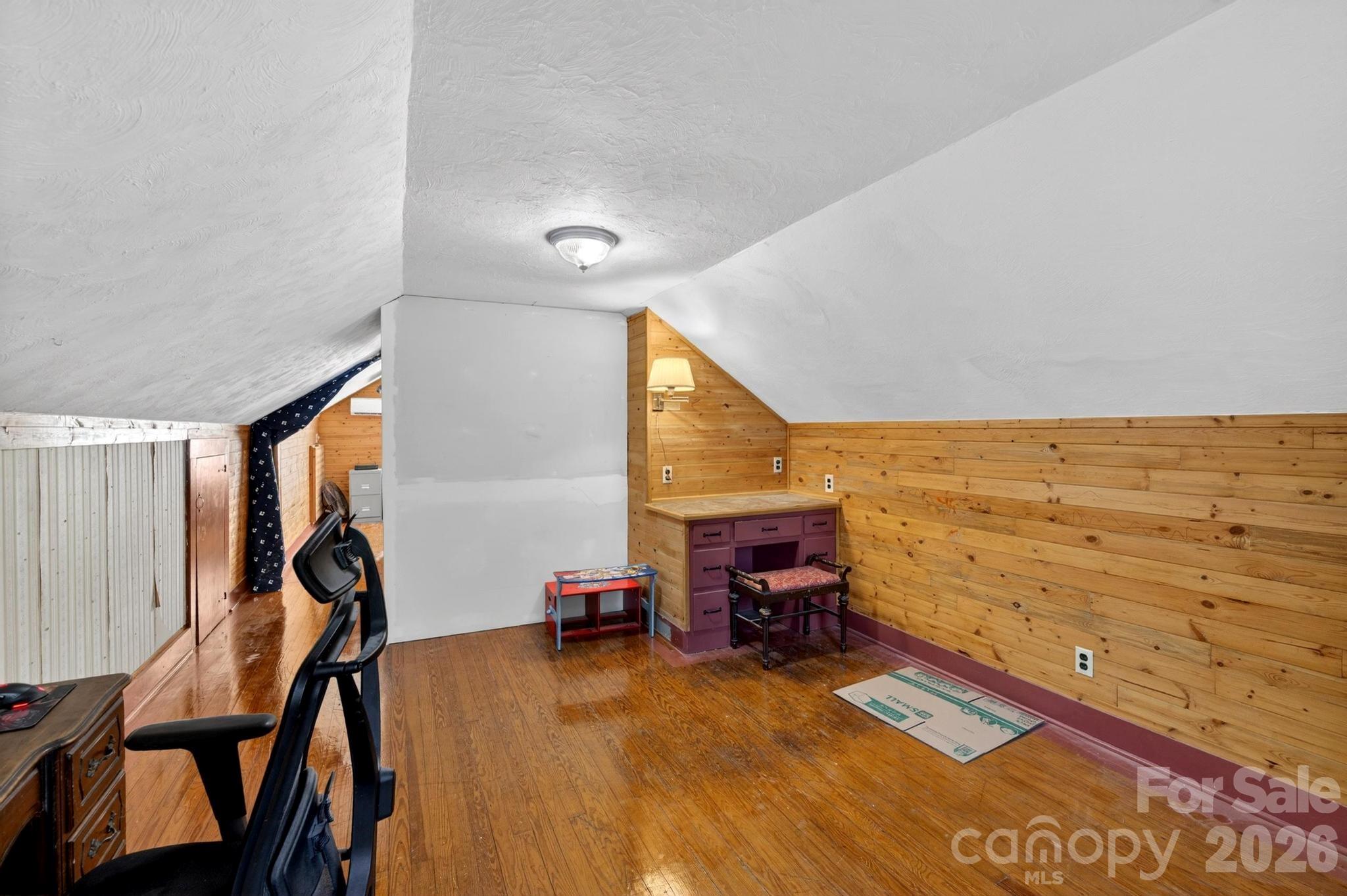 828 Jamestown Road Property Photo 22