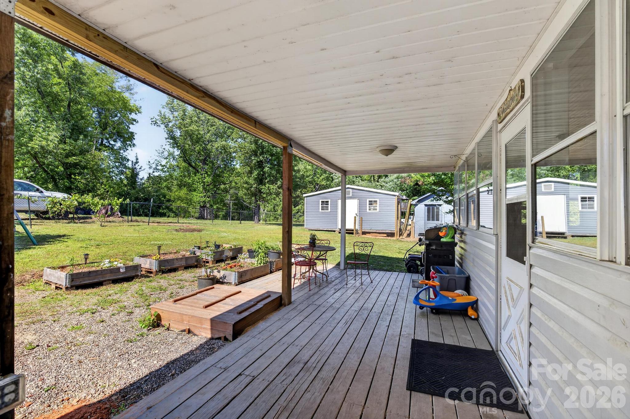 828 Jamestown Road Property Photo 31