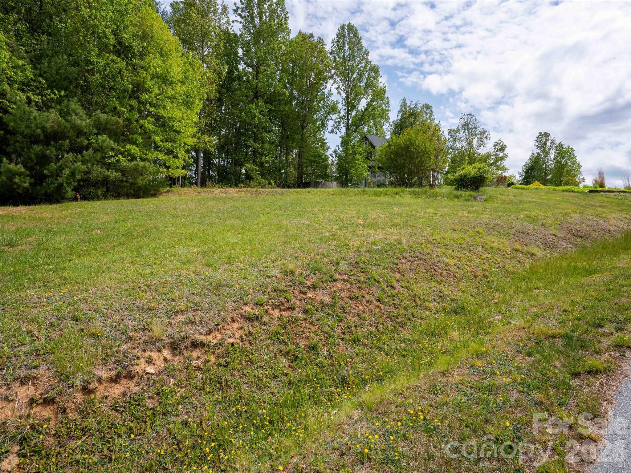 661 Whites Lake Boulevard Property Photo 10