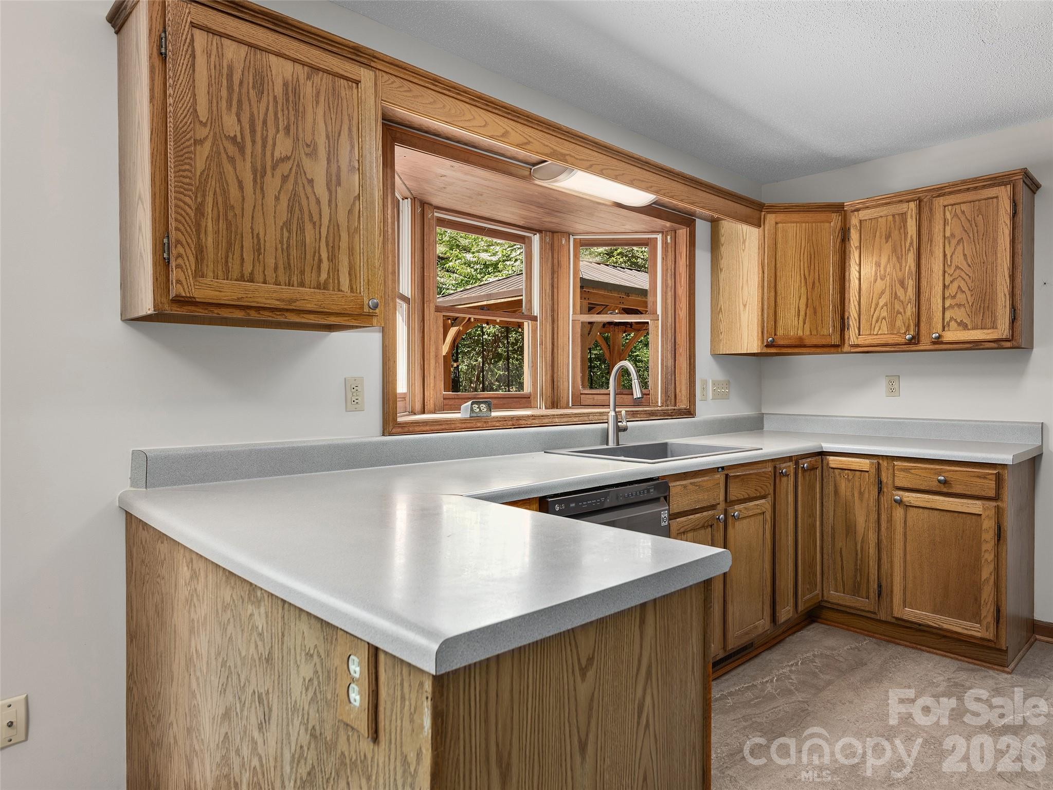 30 Kanuga Heights Lane Property Photo 13