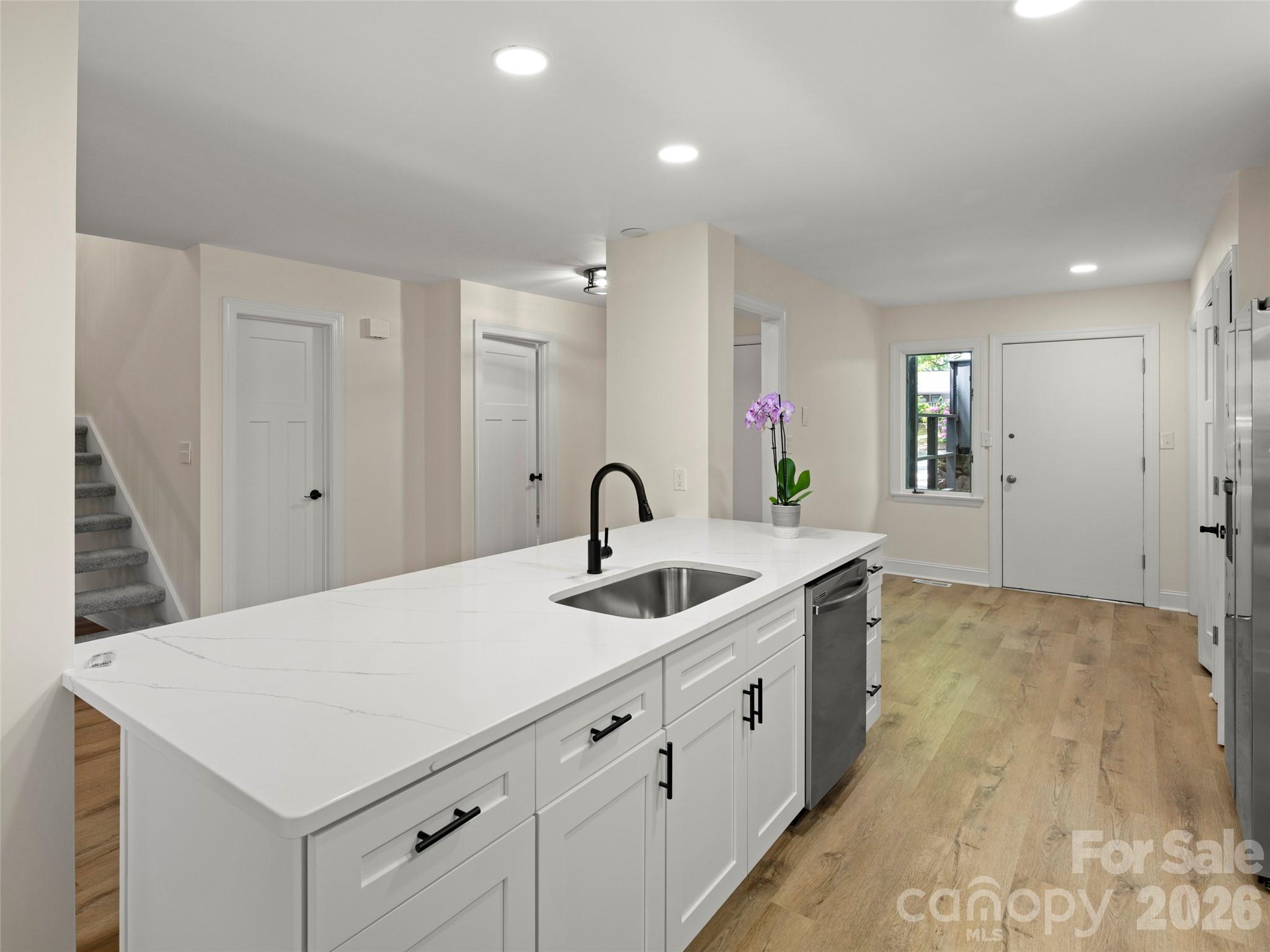 203 Crowfields Drive Property Photo 4