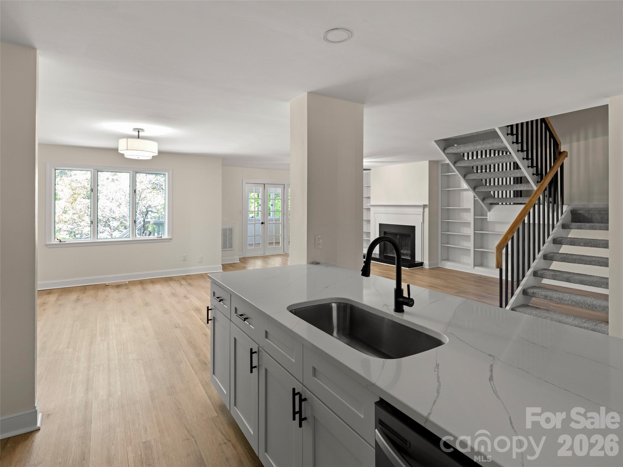 203 Crowfields Drive Property Photo 8
