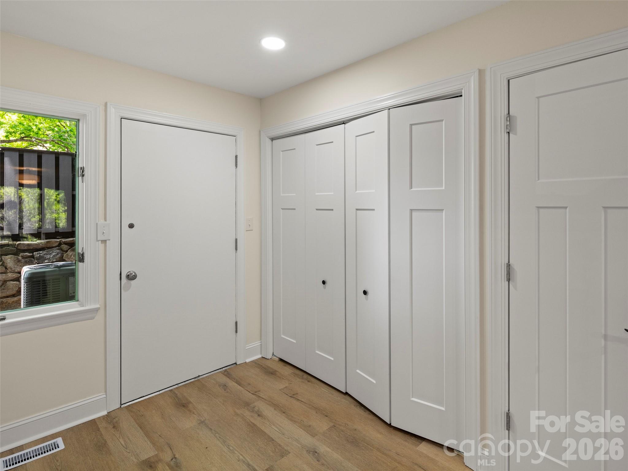 203 Crowfields Drive Property Photo 10