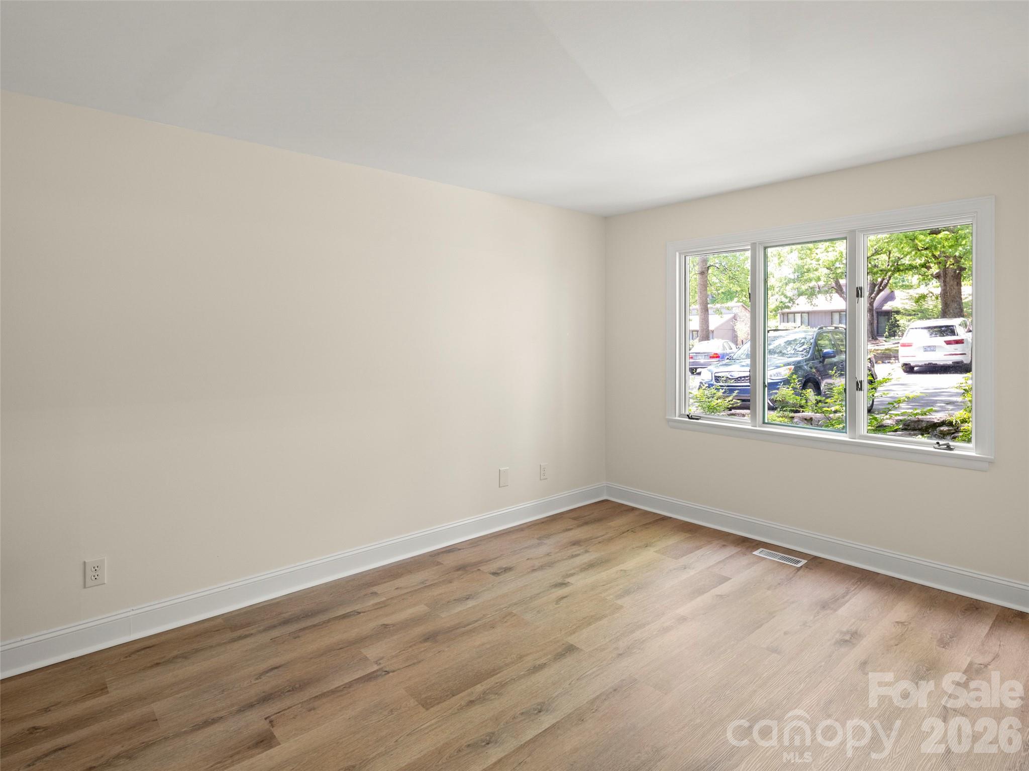 203 Crowfields Drive Property Photo 22