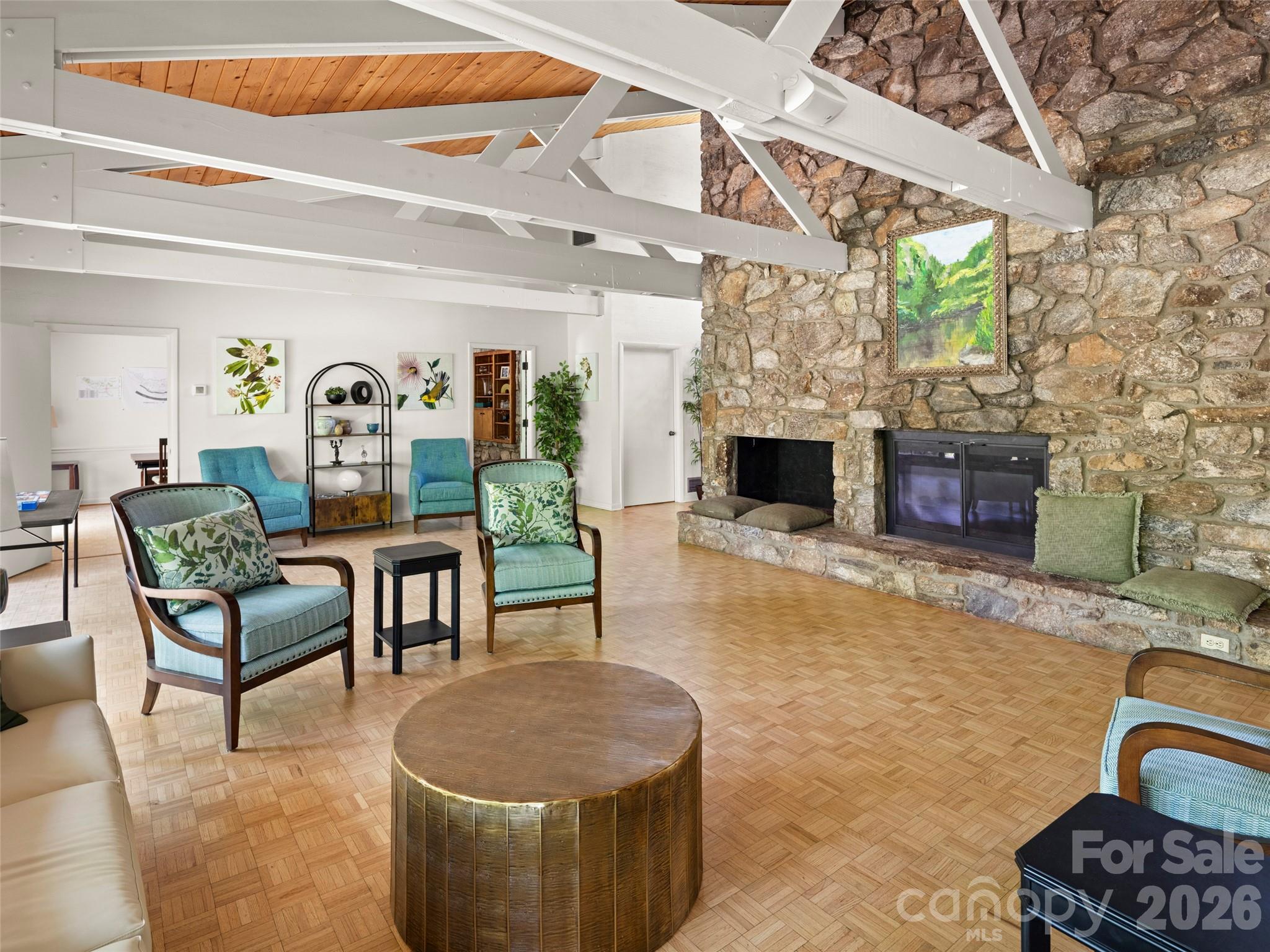203 Crowfields Drive Property Photo 32