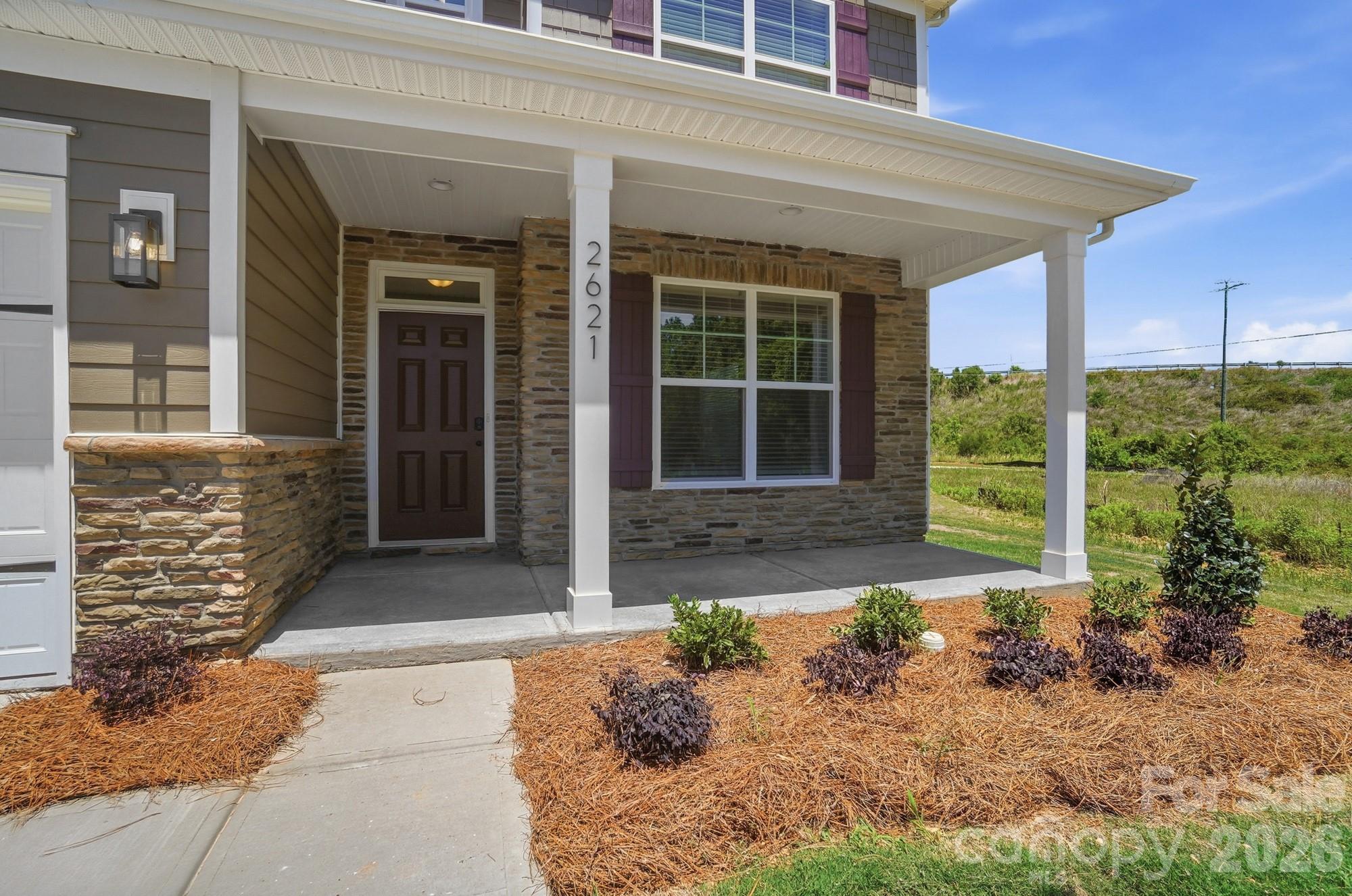 2621 Wild Azalea Court Property Photo 3