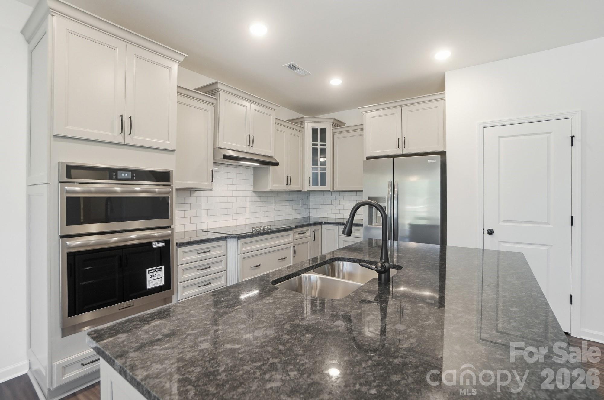 2621 Wild Azalea Court Property Photo 14