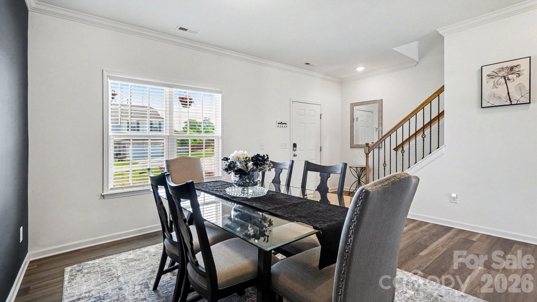 178 Wickham Court Property Photo 4