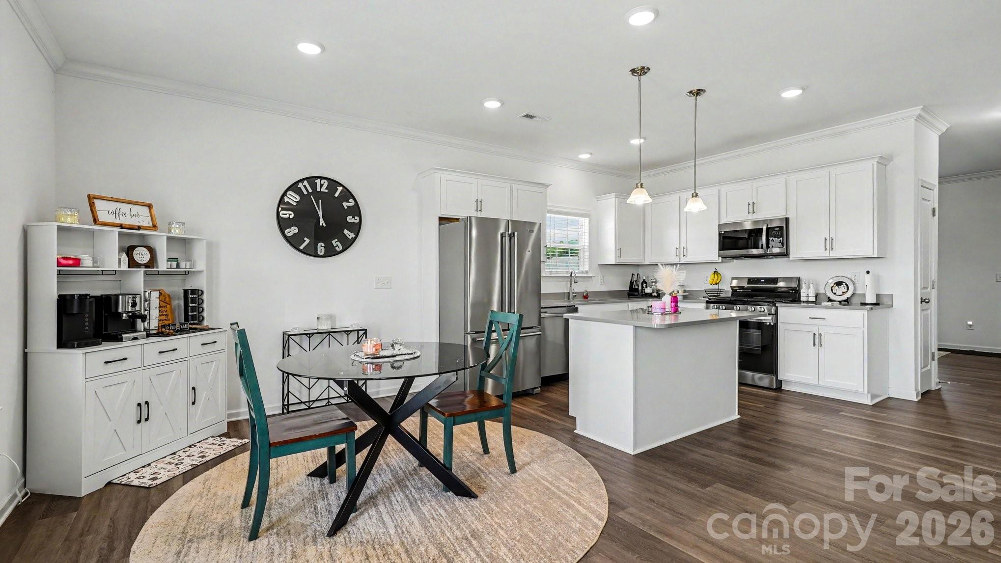178 Wickham Court Property Photo 9