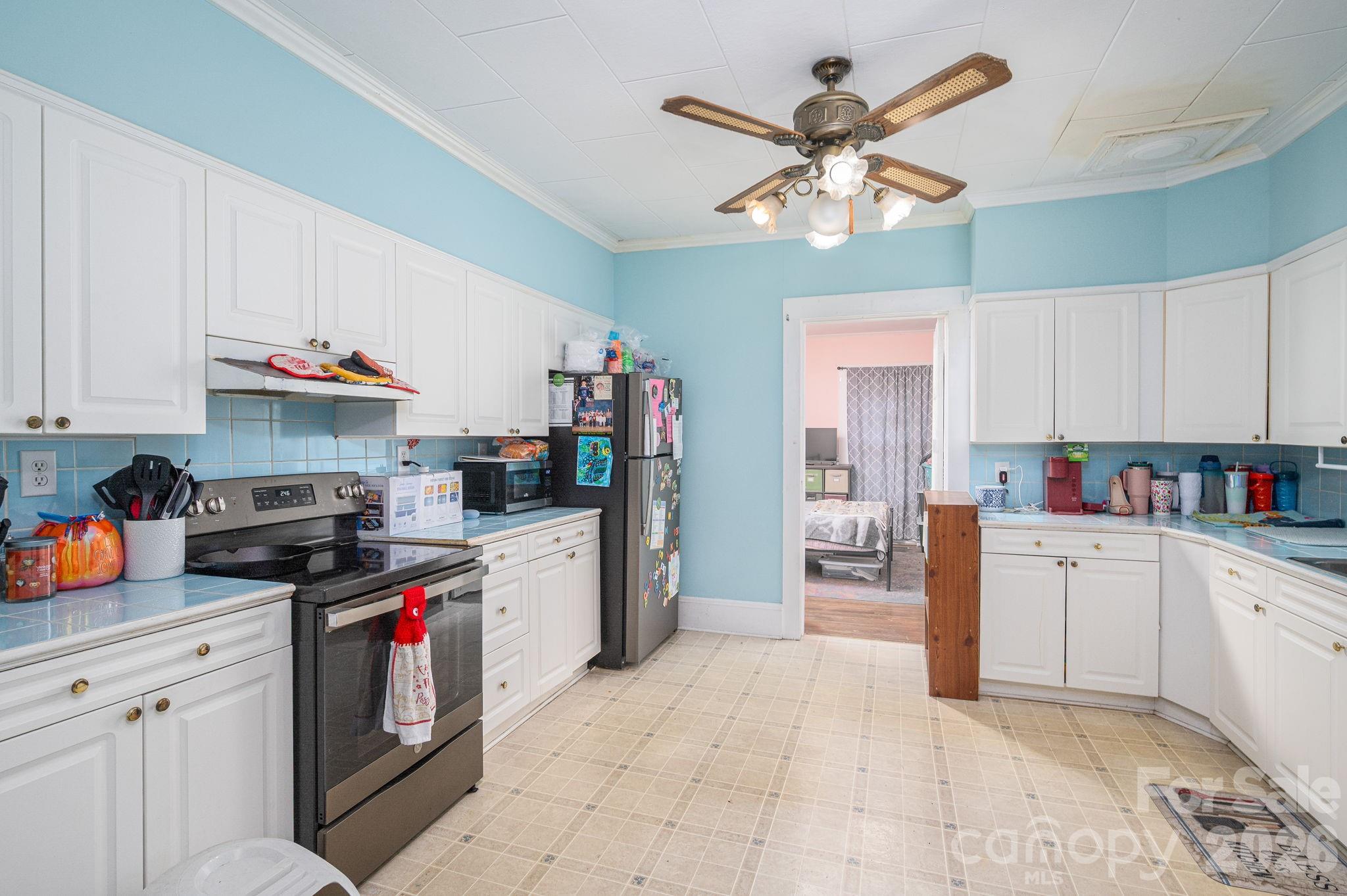 101 Huss Avenue Property Photo 3