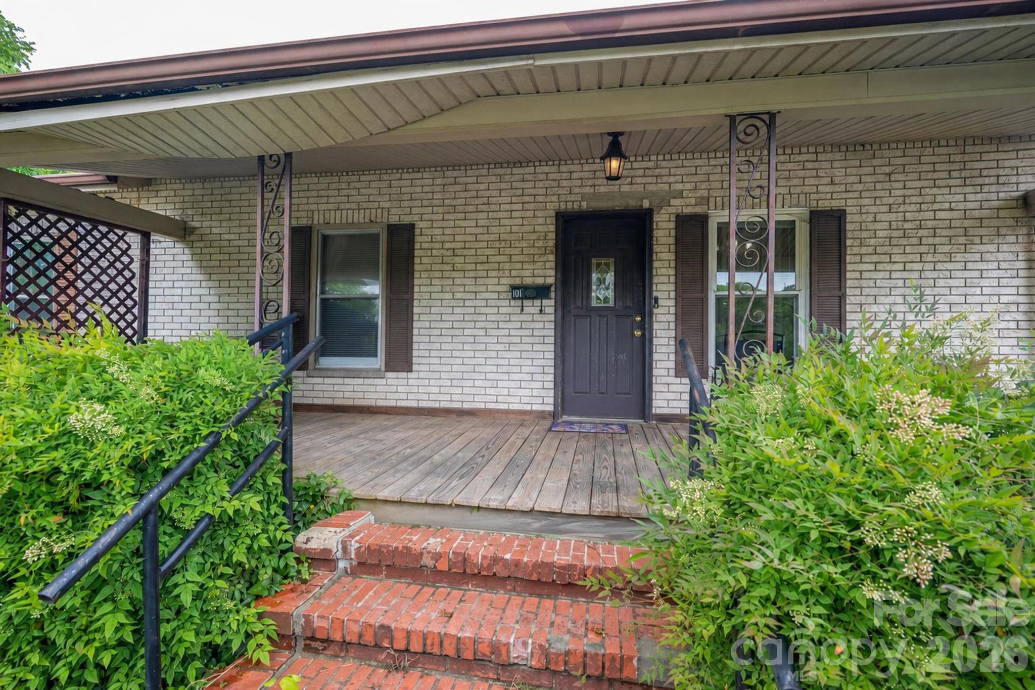 101 Huss Avenue Property Photo 6