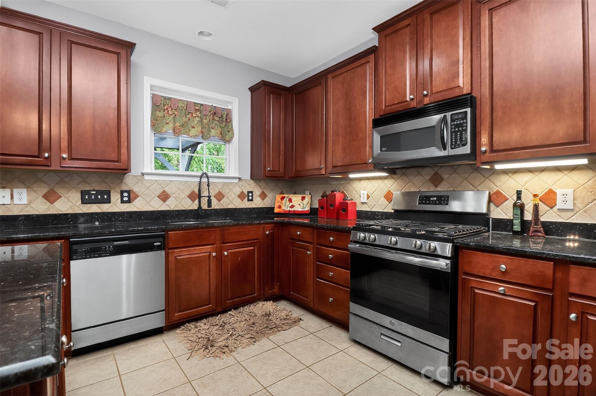 566 Cotton Field Road Property Photo 13
