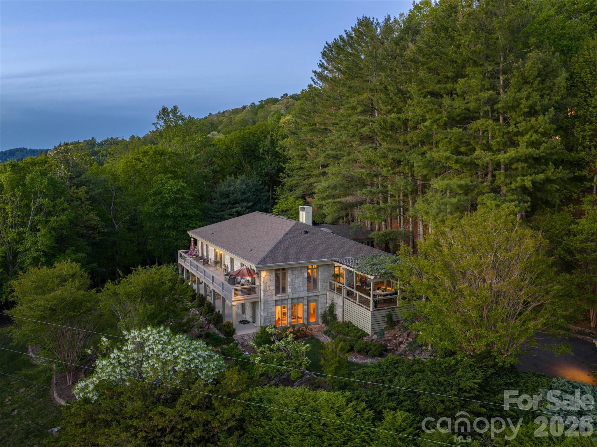65 Crestwood Road Property Photo 2