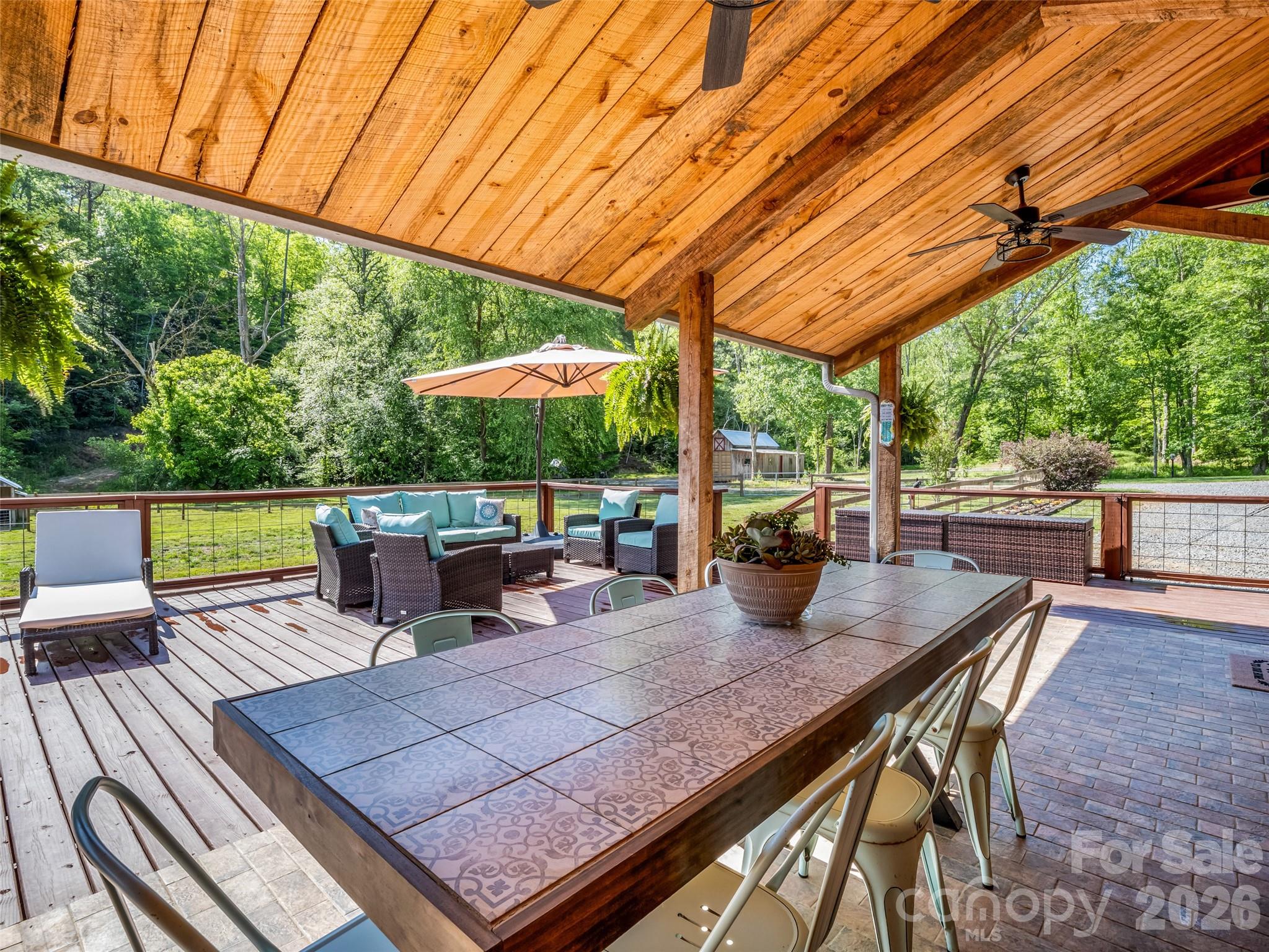 400 Calhoun Trail Property Photo 8