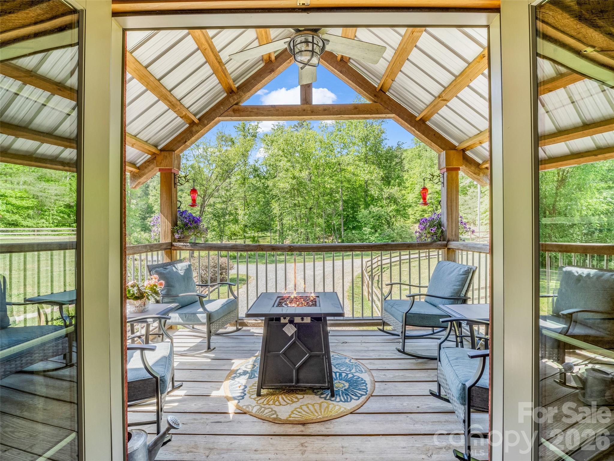 400 Calhoun Trail Property Photo 31