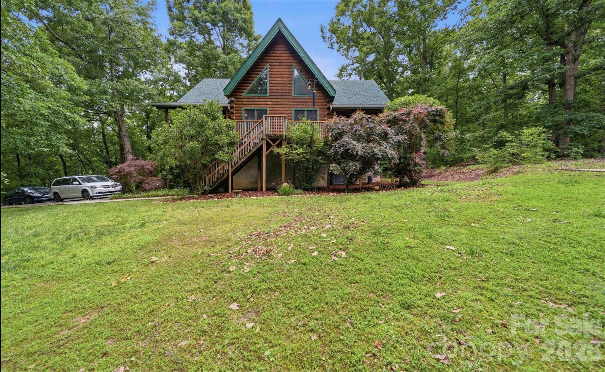 532 Mountain Oak Lane Property Photo 2