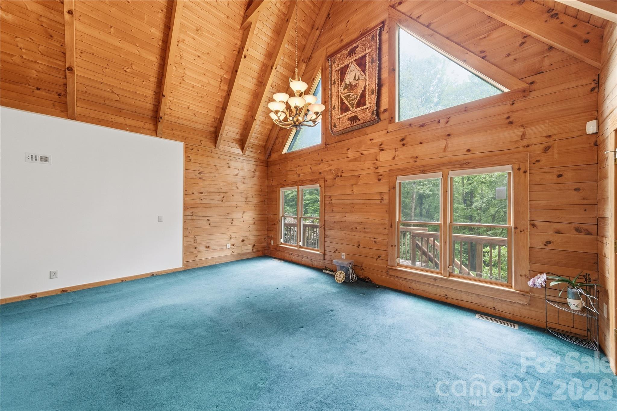 532 Mountain Oak Lane Property Photo 12