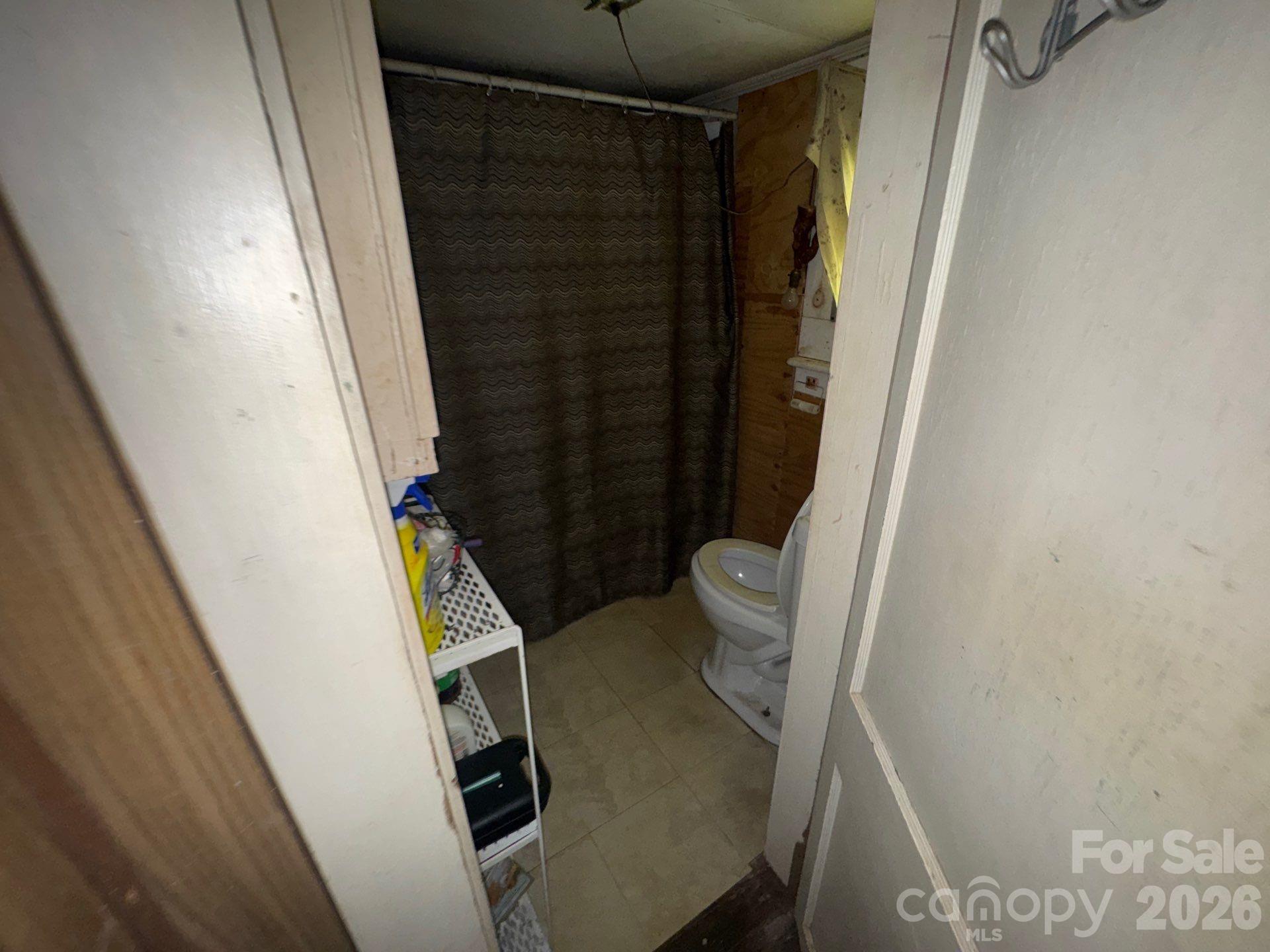 1011 Wellman Street Property Photo 14