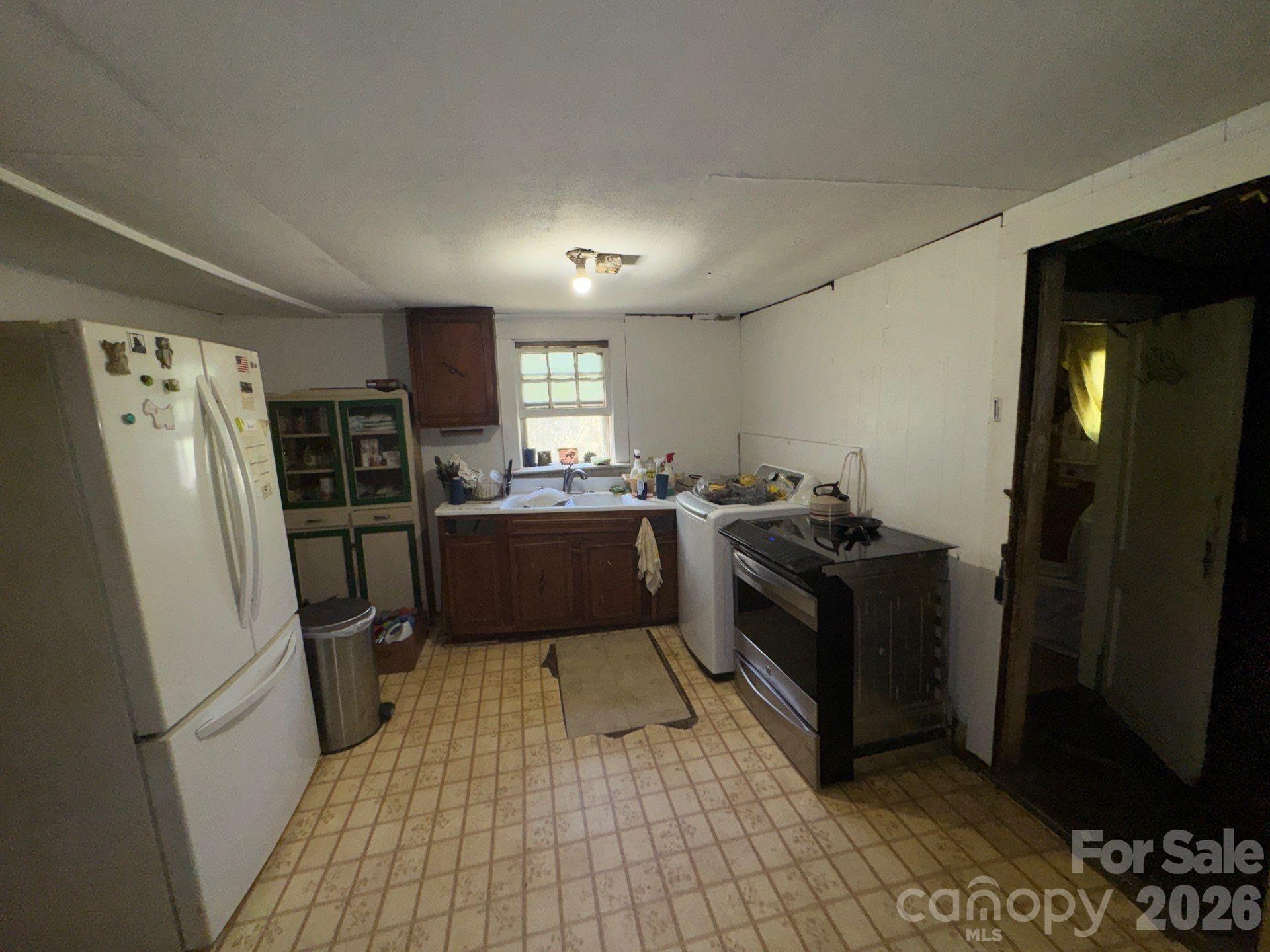 1011 Wellman Street Property Photo 16