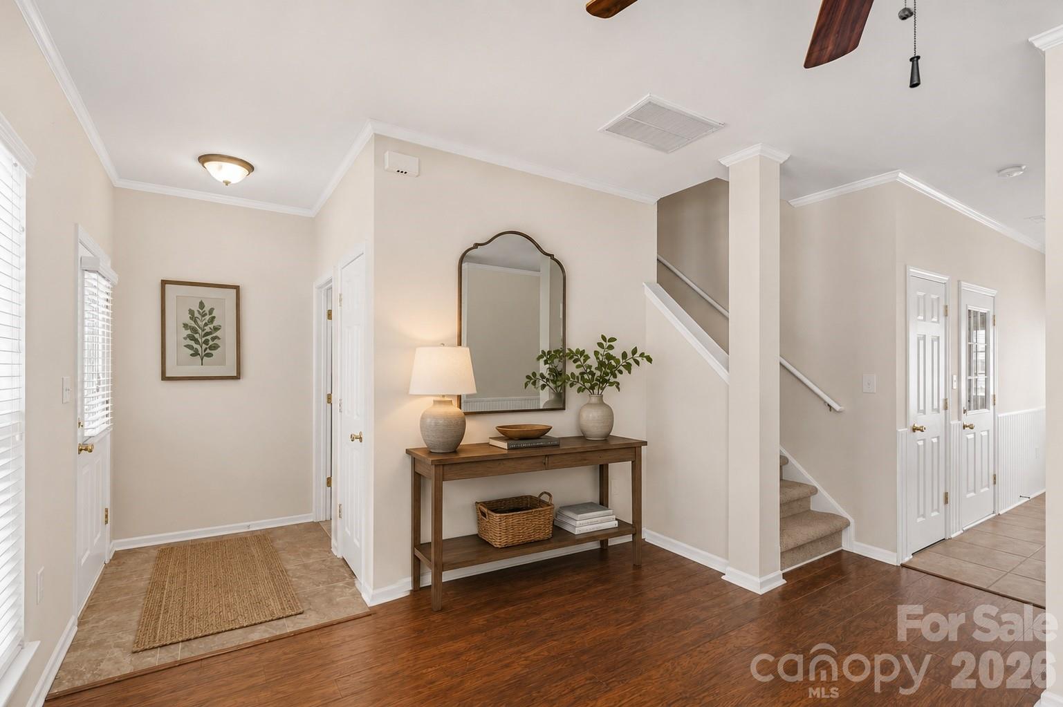 1021 Laparc Lane Property Photo 5