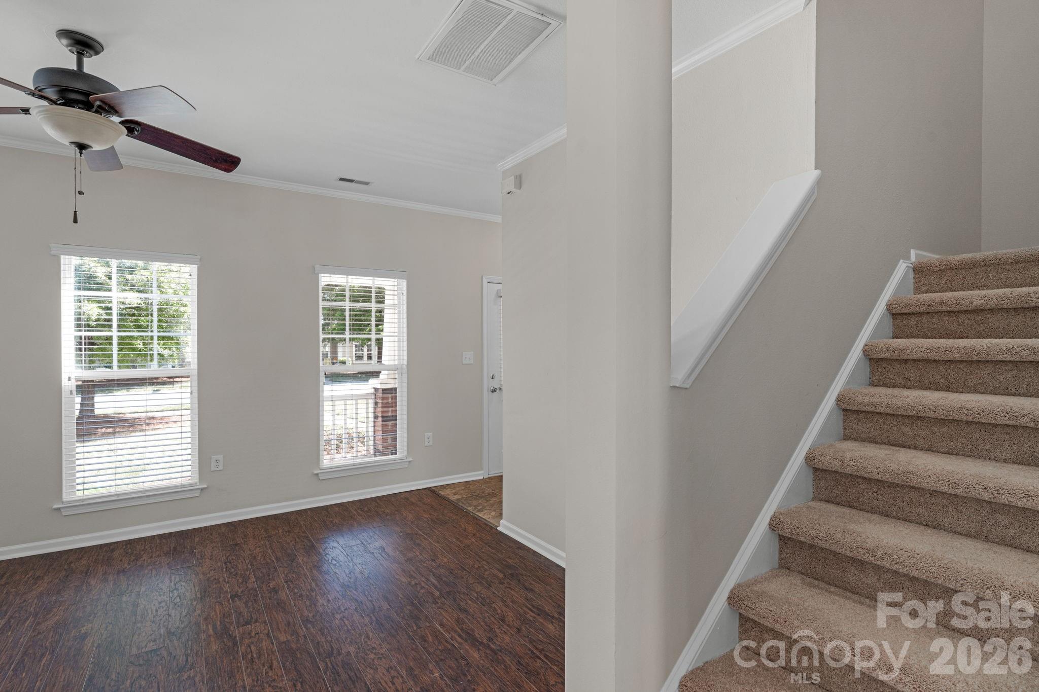 1021 Laparc Lane Property Photo 10