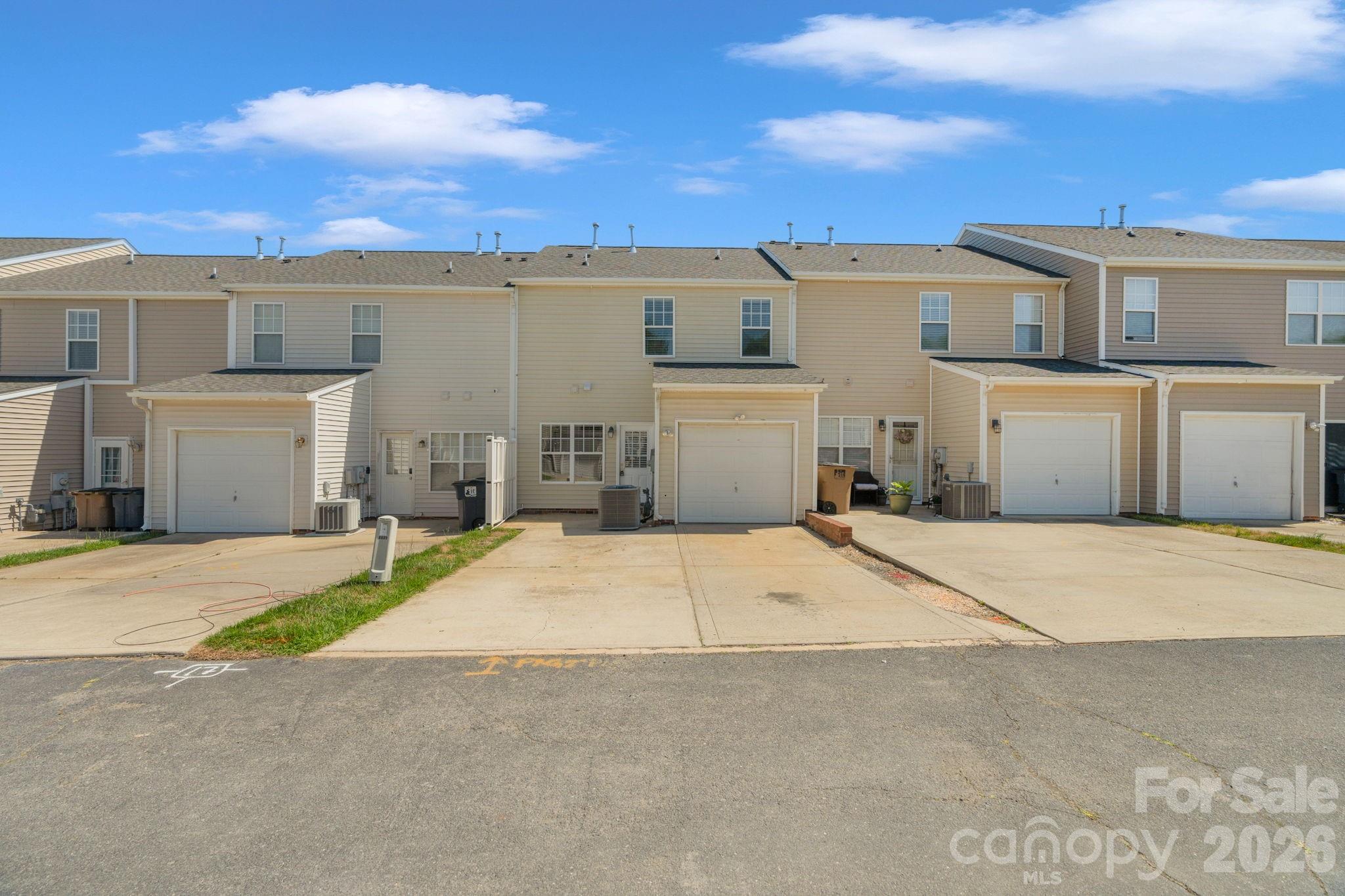 1021 Laparc Lane Property Photo 44