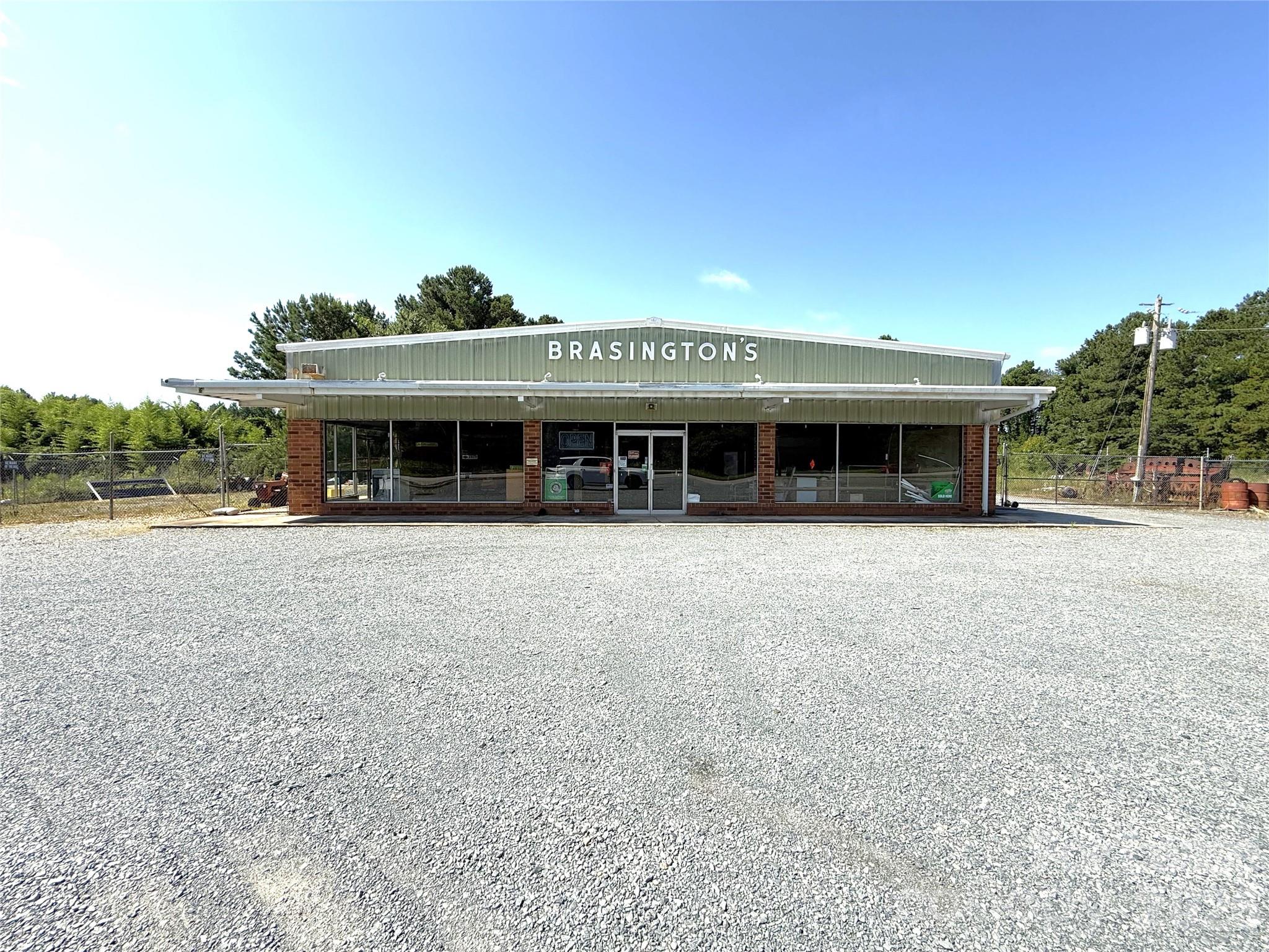 1505 Highway 74 None Property Photo 1