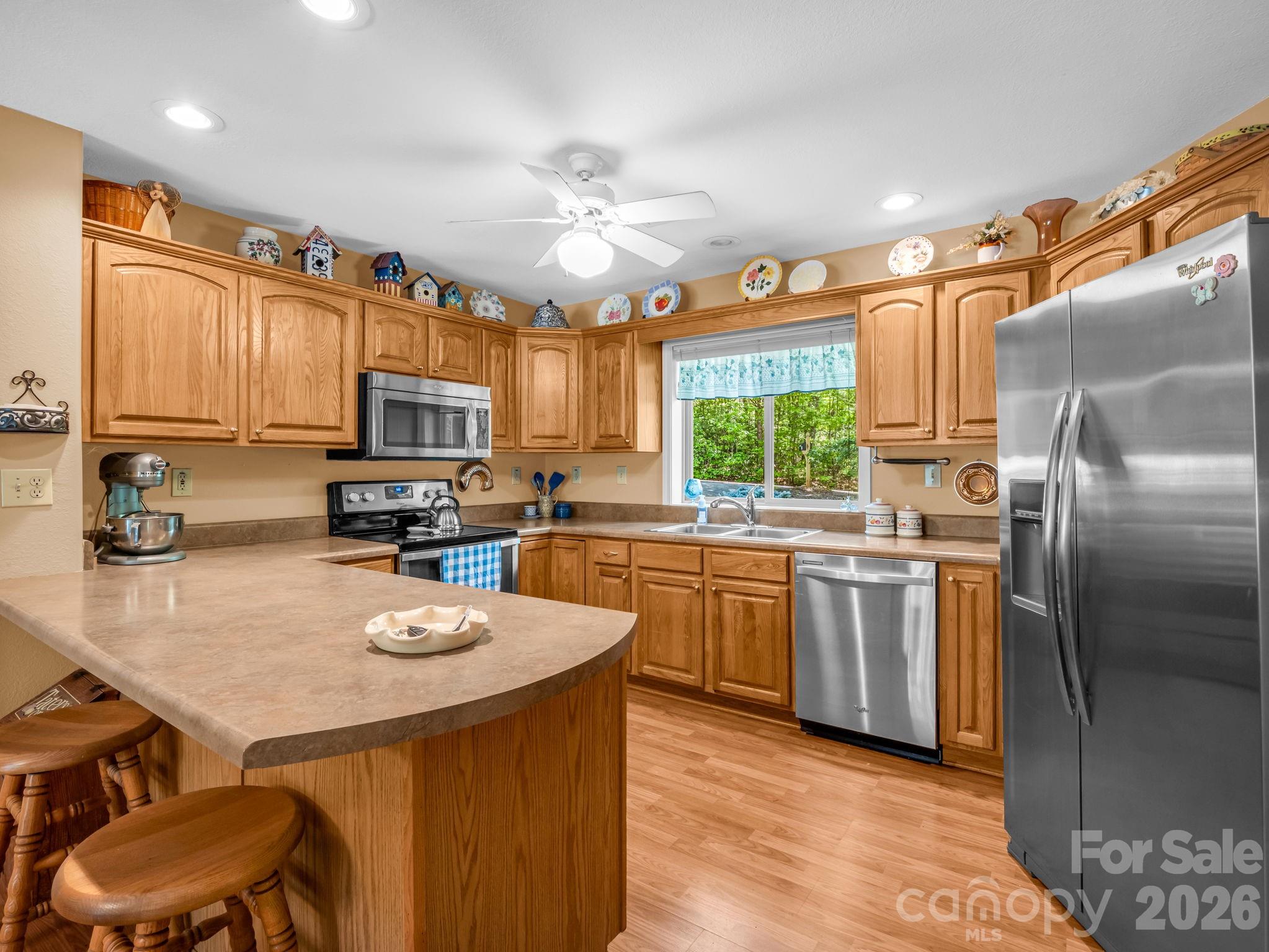 120 Lakewood Drive Property Photo 11