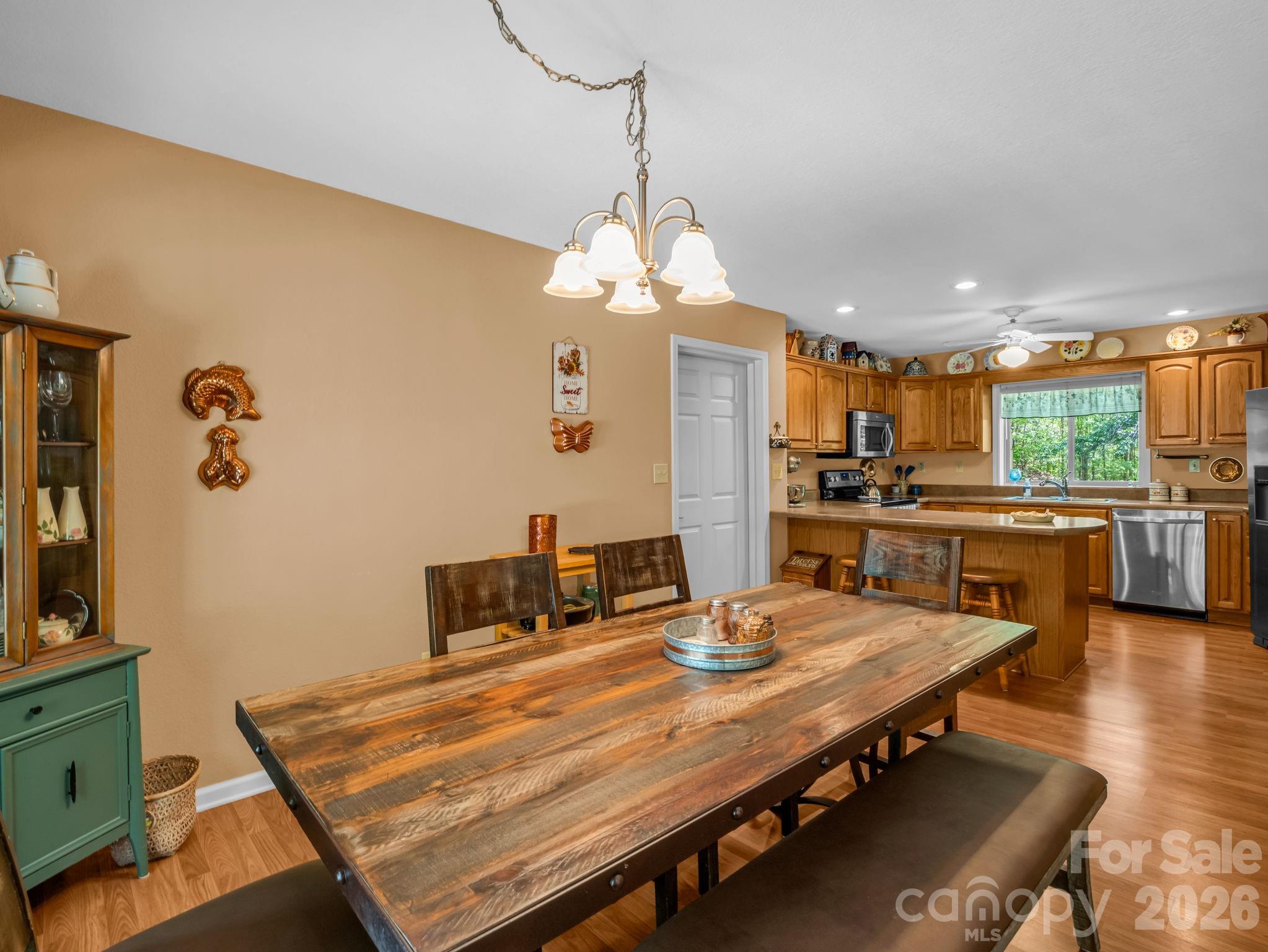 120 Lakewood Drive Property Photo 12