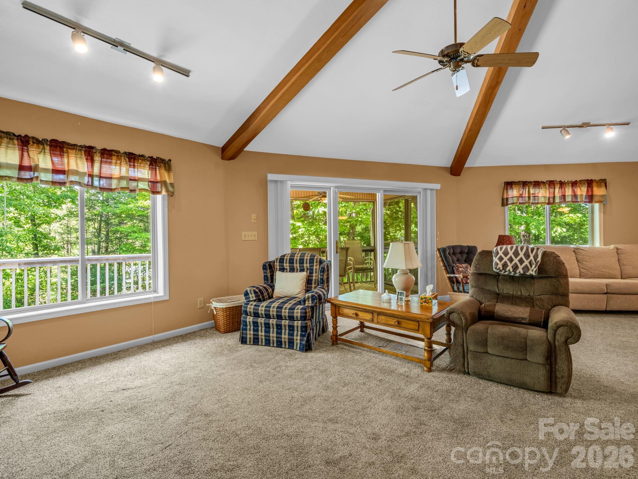 120 Lakewood Drive Property Photo 15