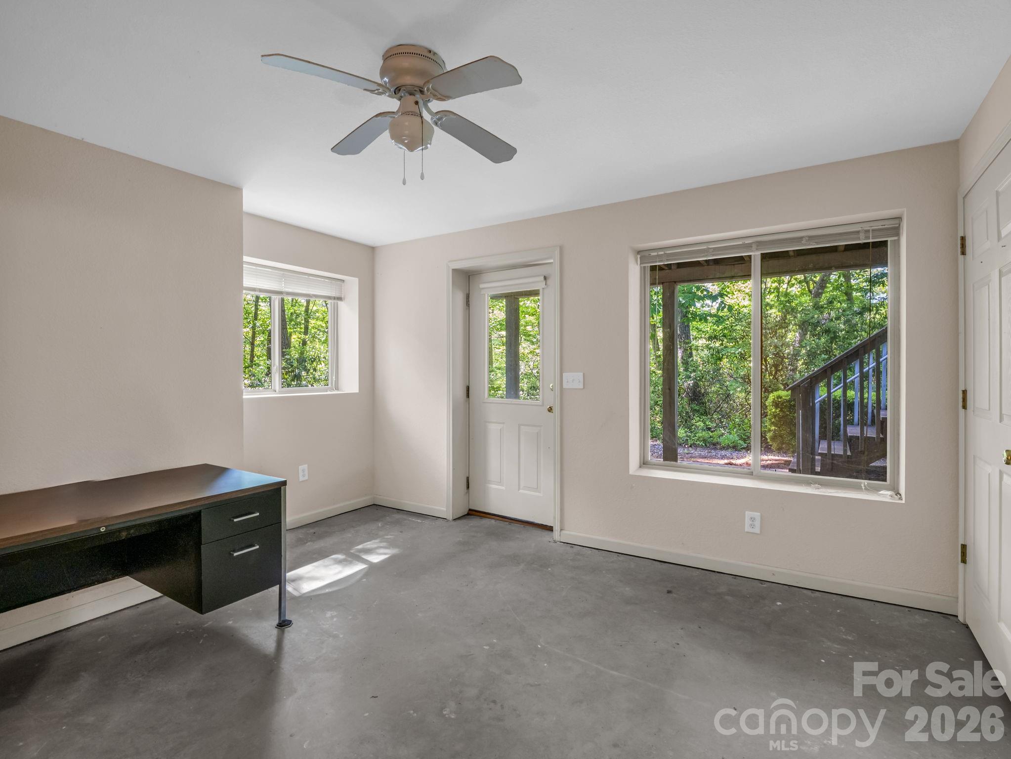 120 Lakewood Drive Property Photo 18