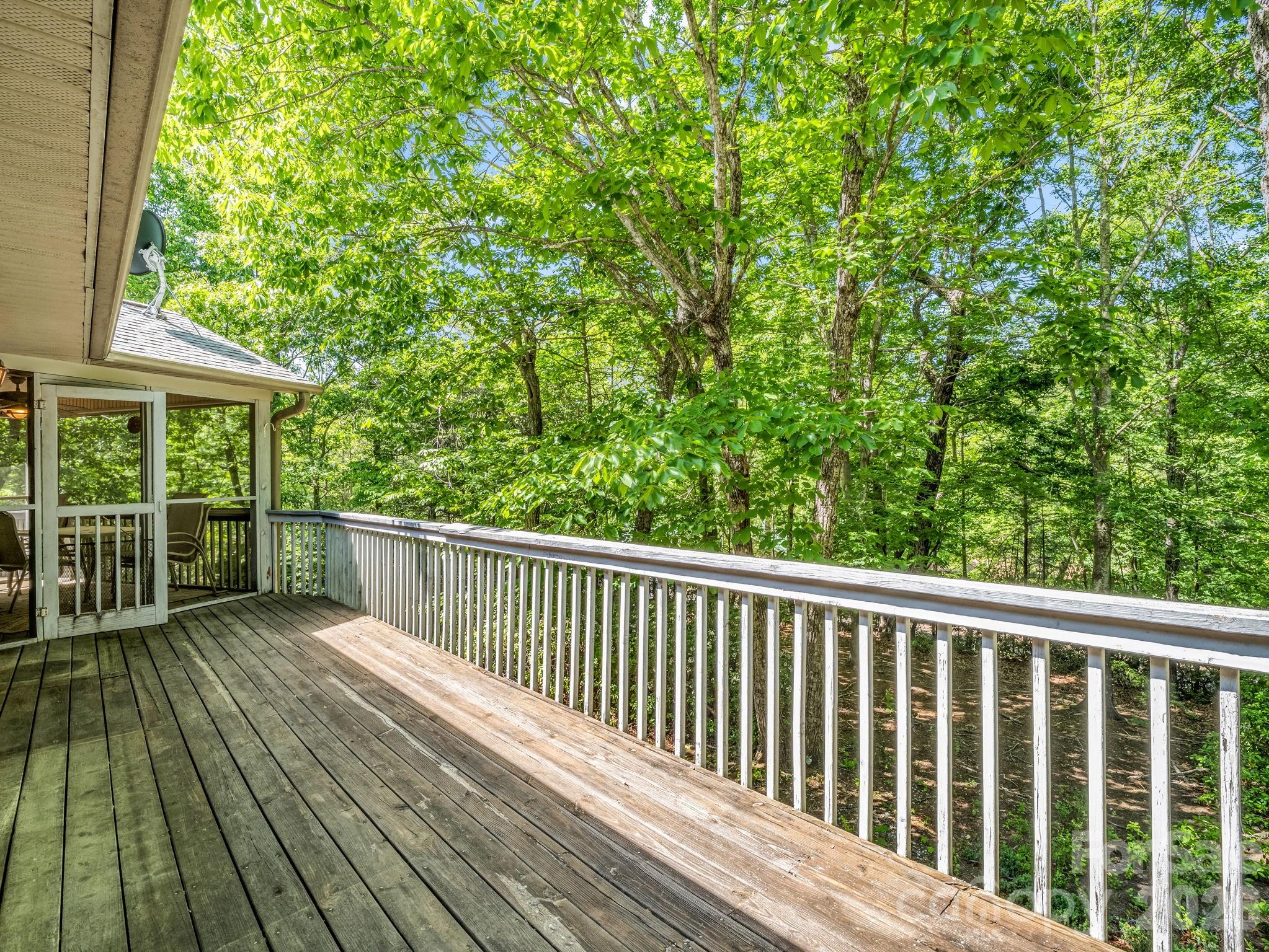 120 Lakewood Drive Property Photo 37