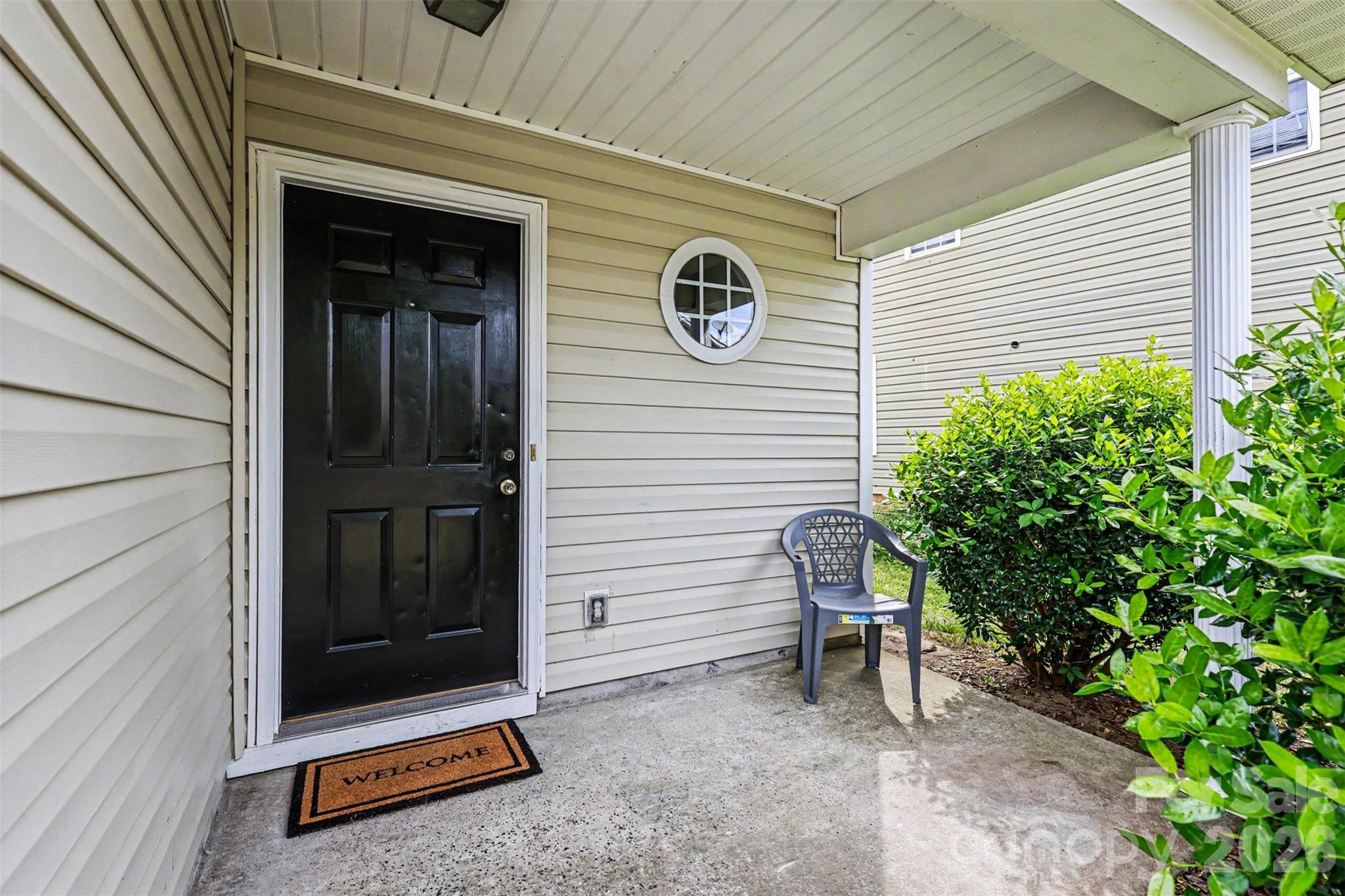 306 Cayman Way Property Photo 2