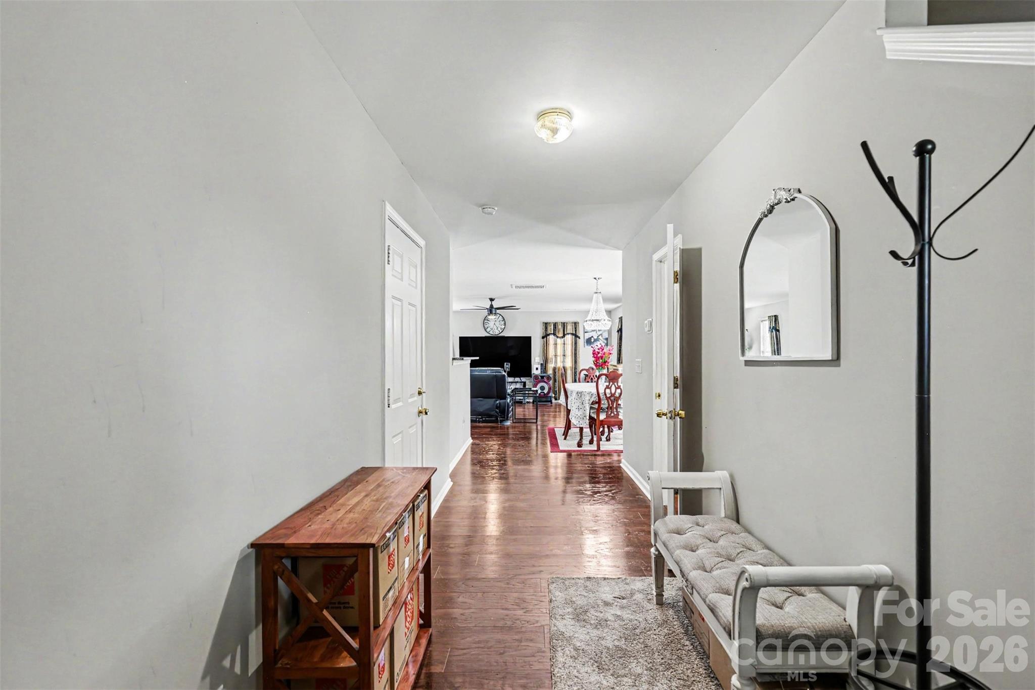 306 Cayman Way Property Photo 3