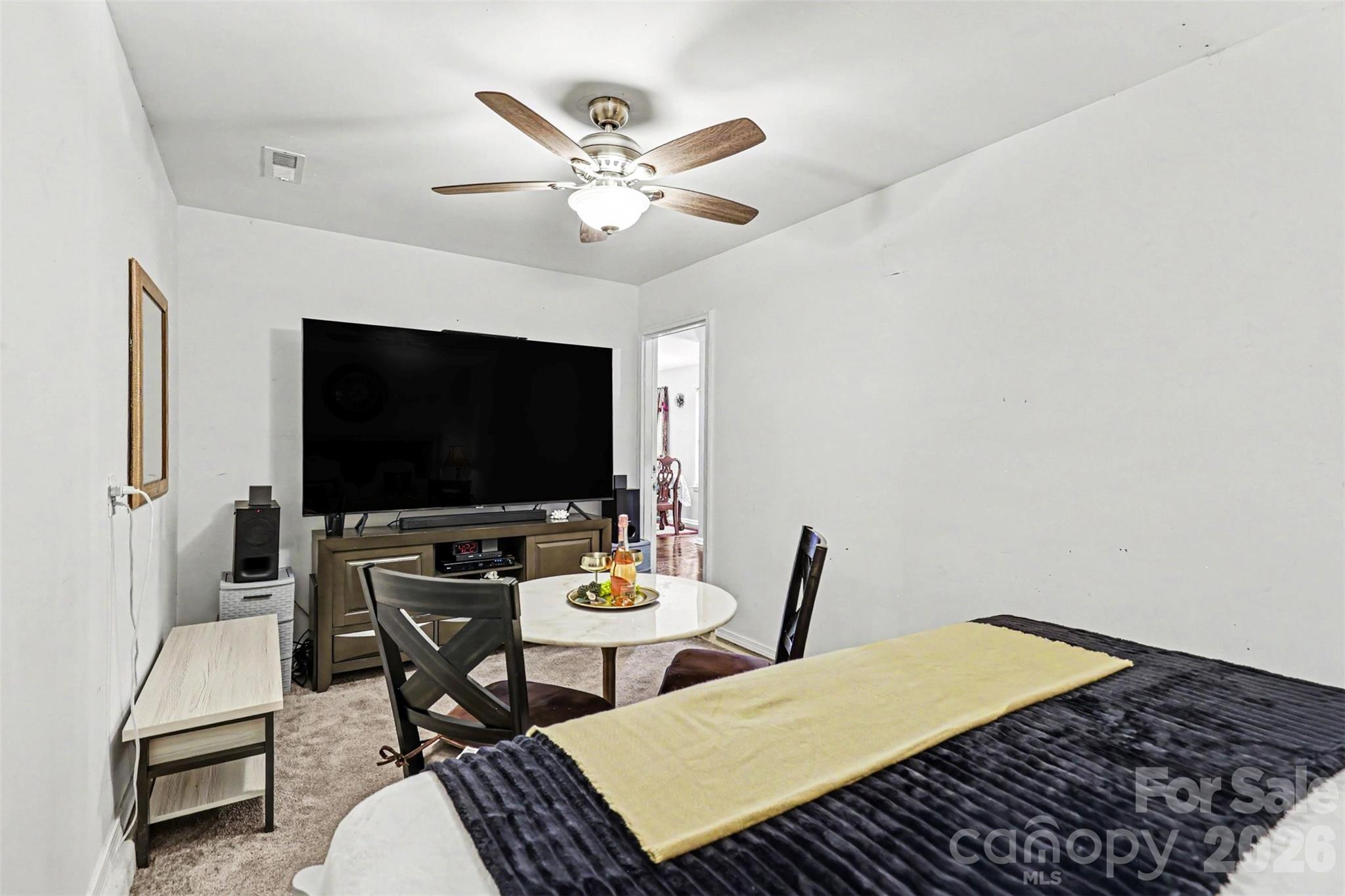 306 Cayman Way Property Photo 12