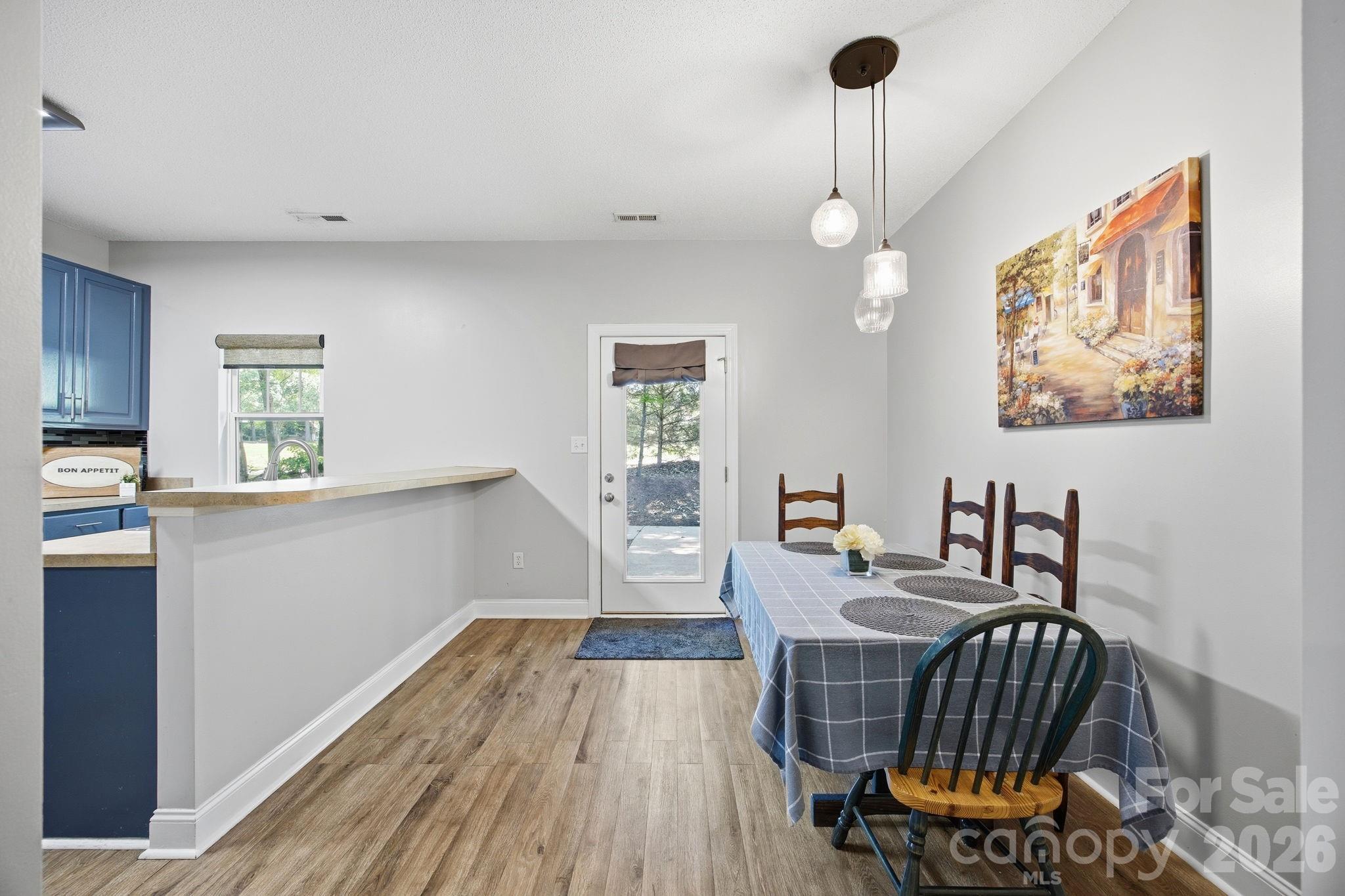 118 Par Place Property Photo 4