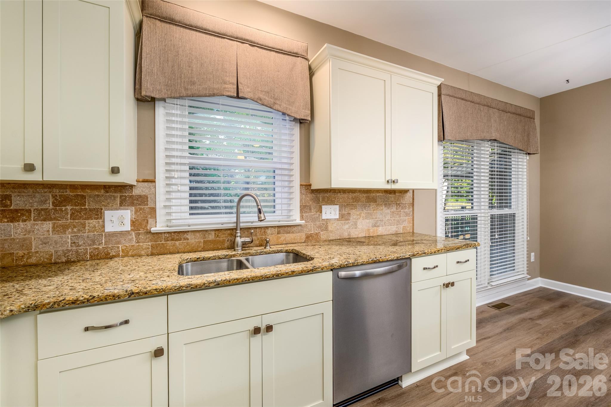 119 Topsail Place Property Photo 12