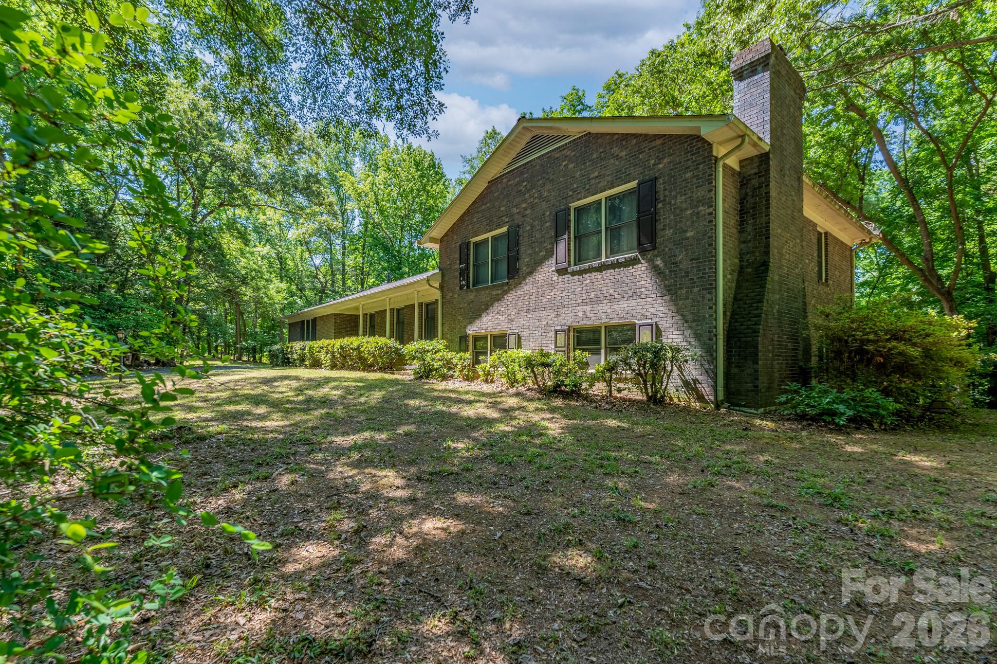 1836 Westbrook Road Property Photo 2