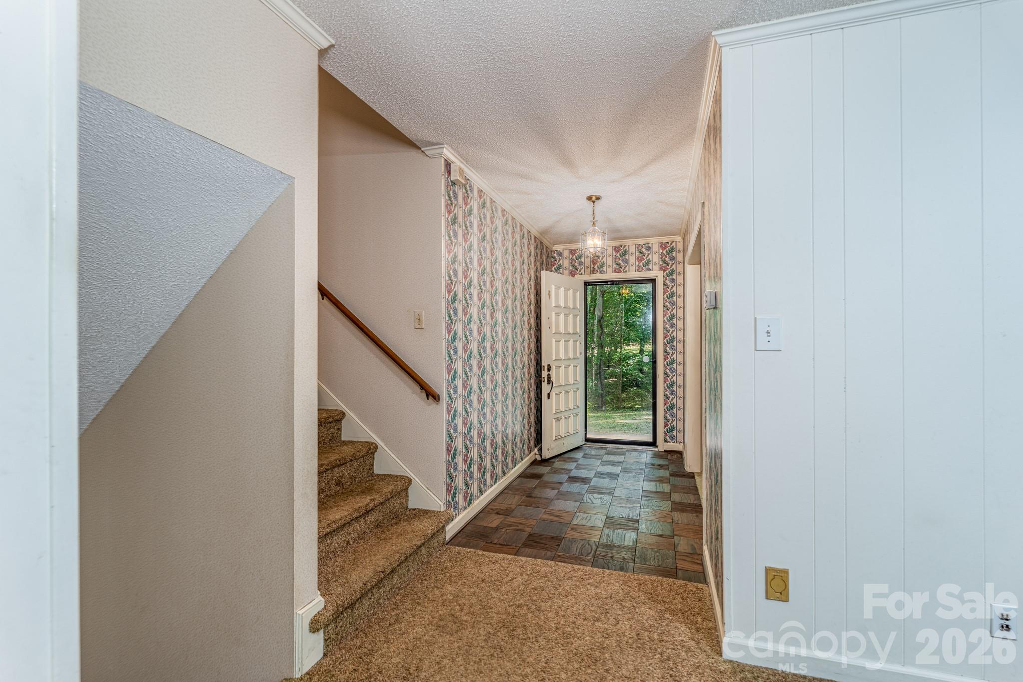 1836 Westbrook Road Property Photo 5