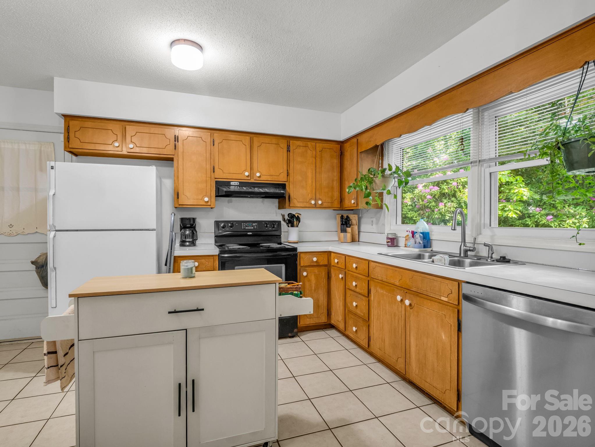 244 Windover Drive Property Photo 11