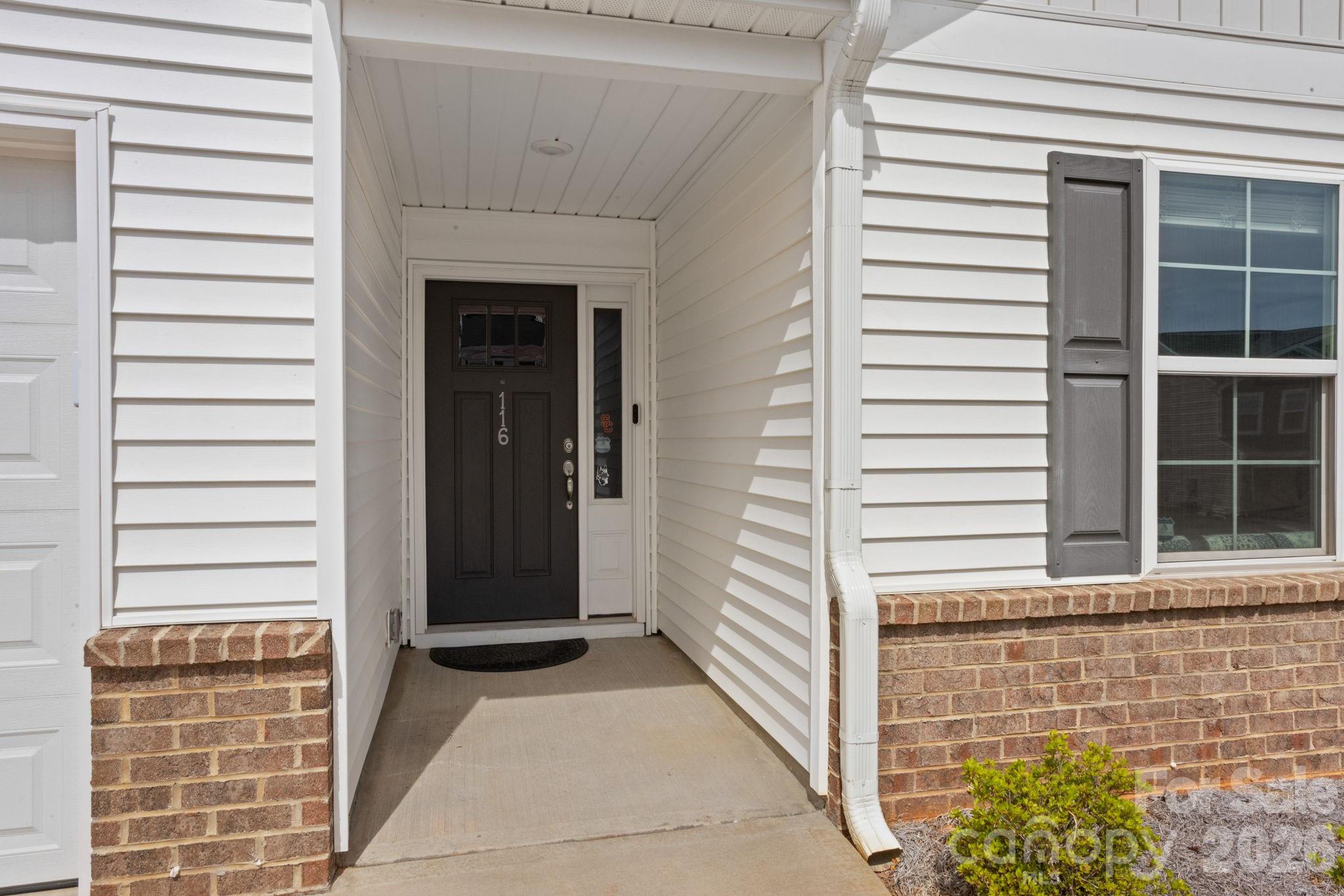 116 Ella Lane Property Photo 6