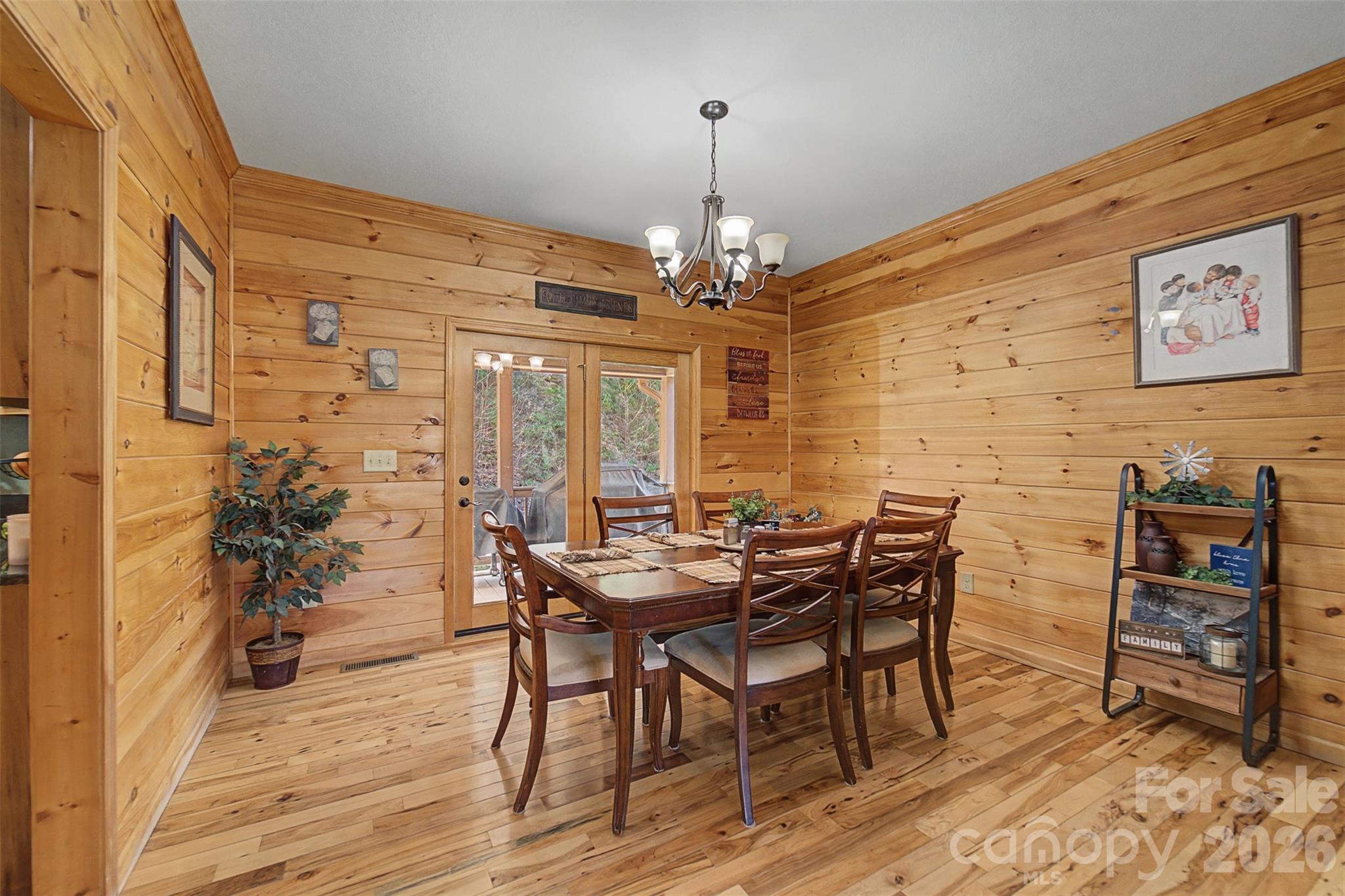 1960 Atoah Road Property Photo 12