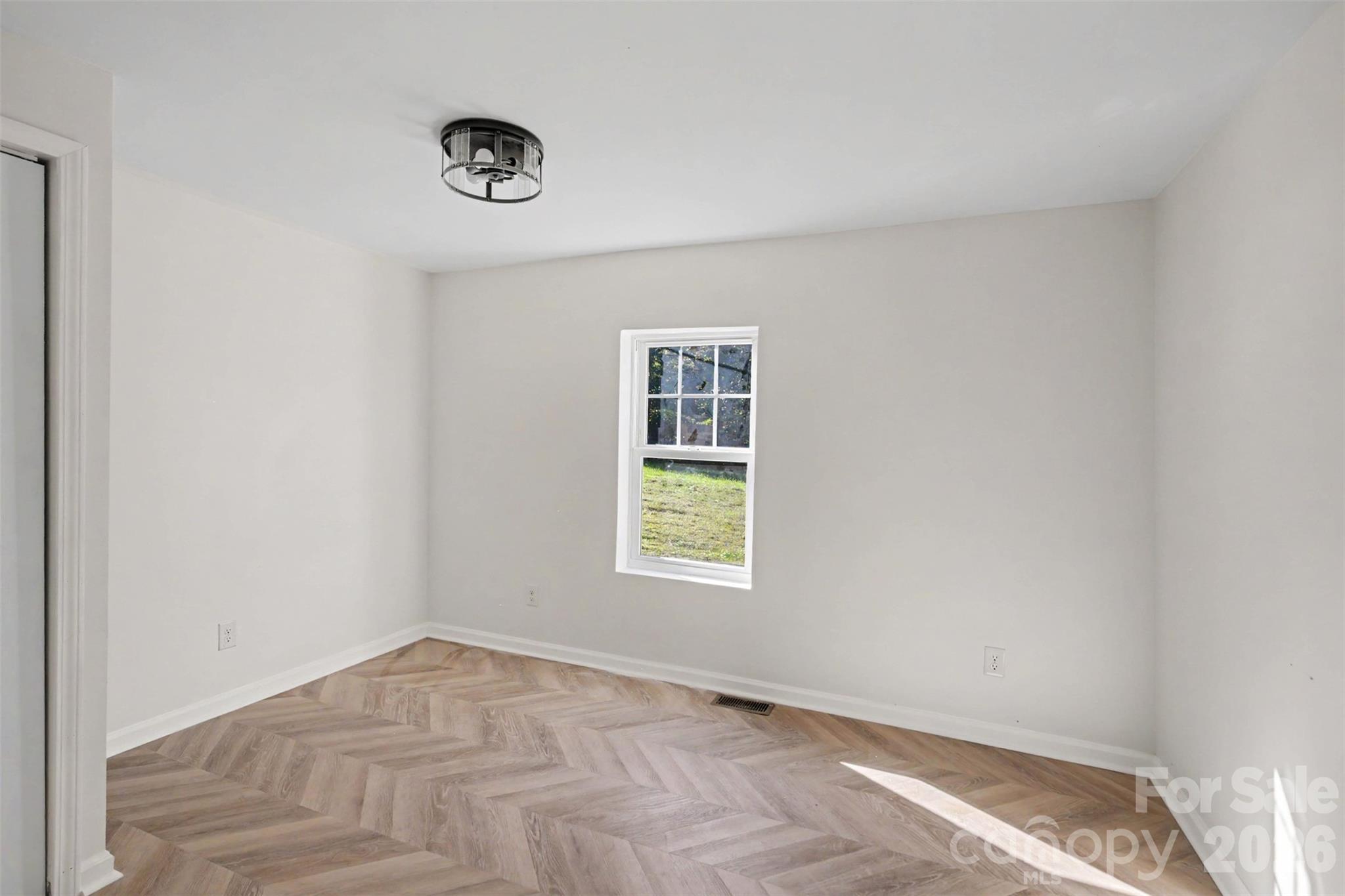 1210 Butler Street Property Photo 11