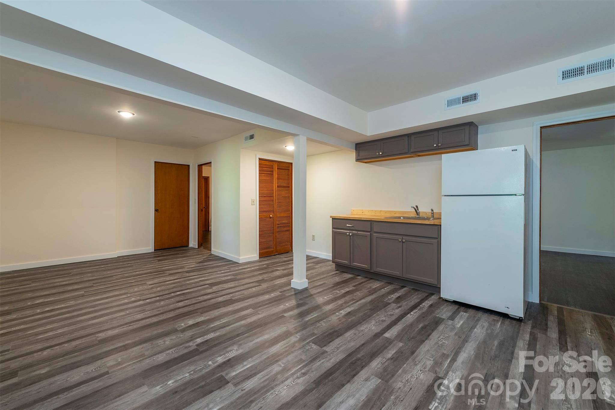 58 Ballantree Drive Property Photo 7