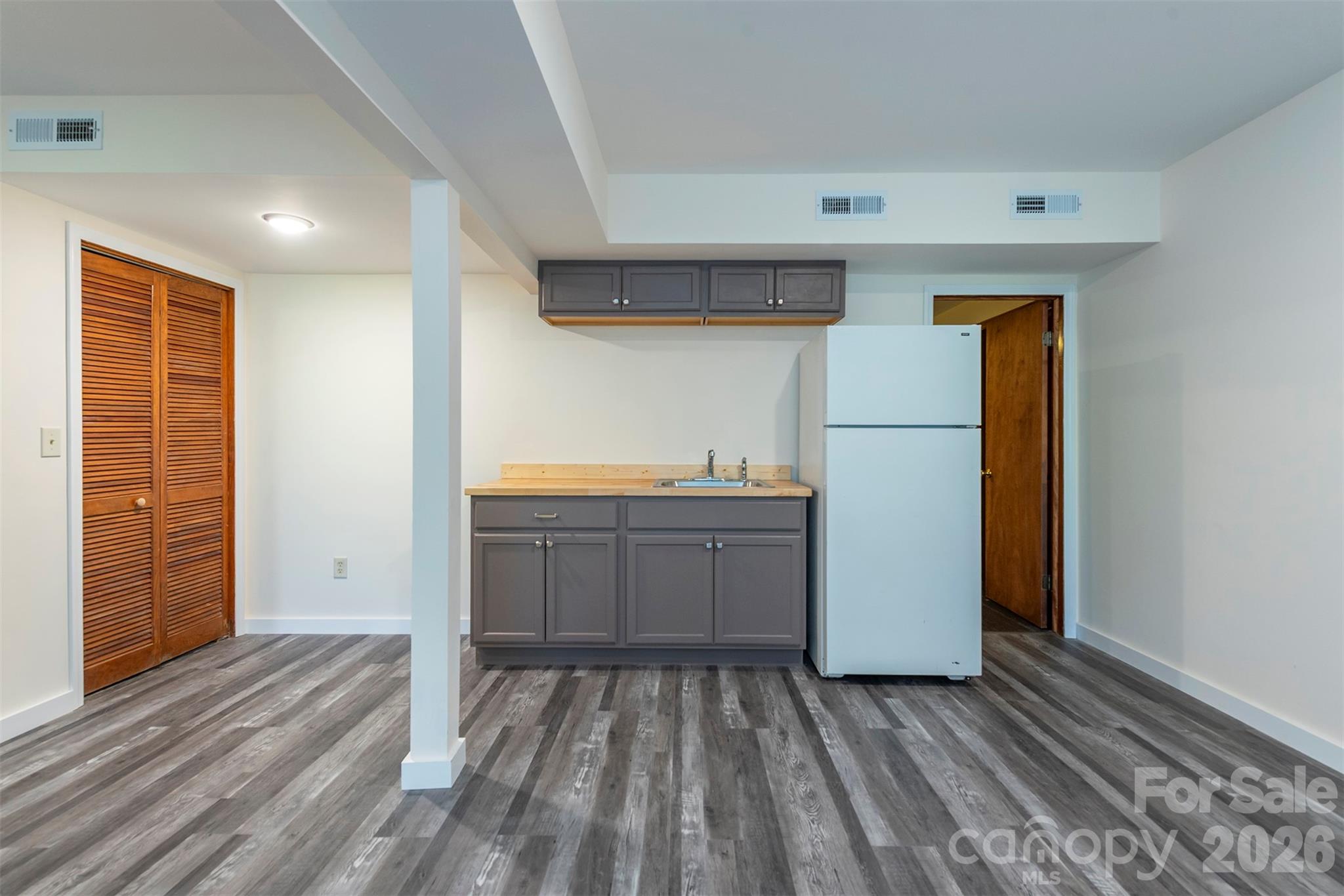 58 Ballantree Drive Property Photo 8