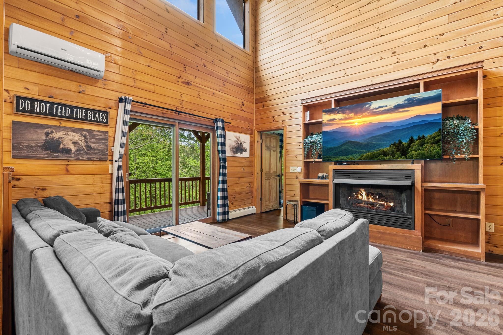 965 Winterstar Loop Property Photo 4