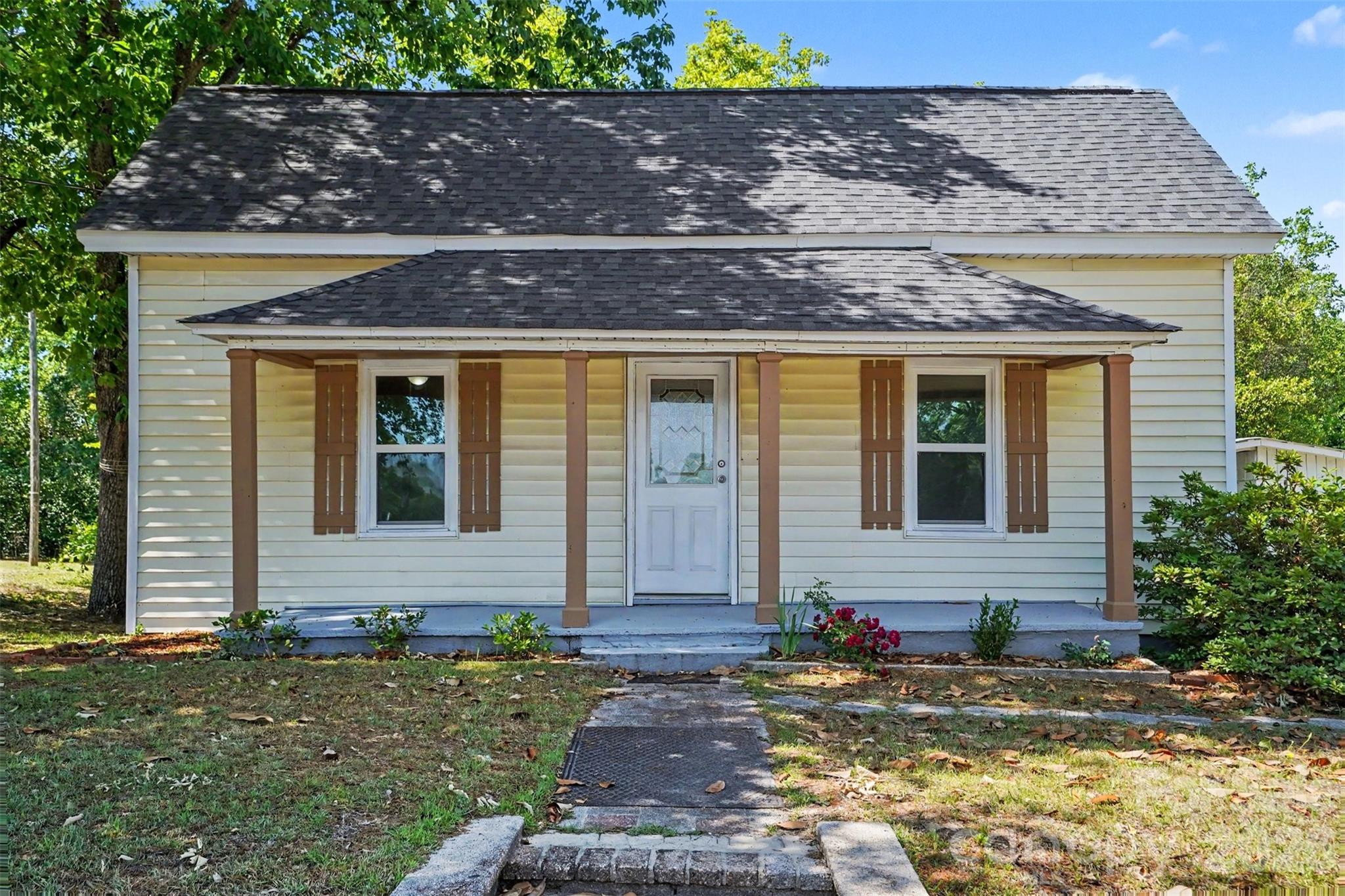 503 E Mcgregor Street Property Photo 1