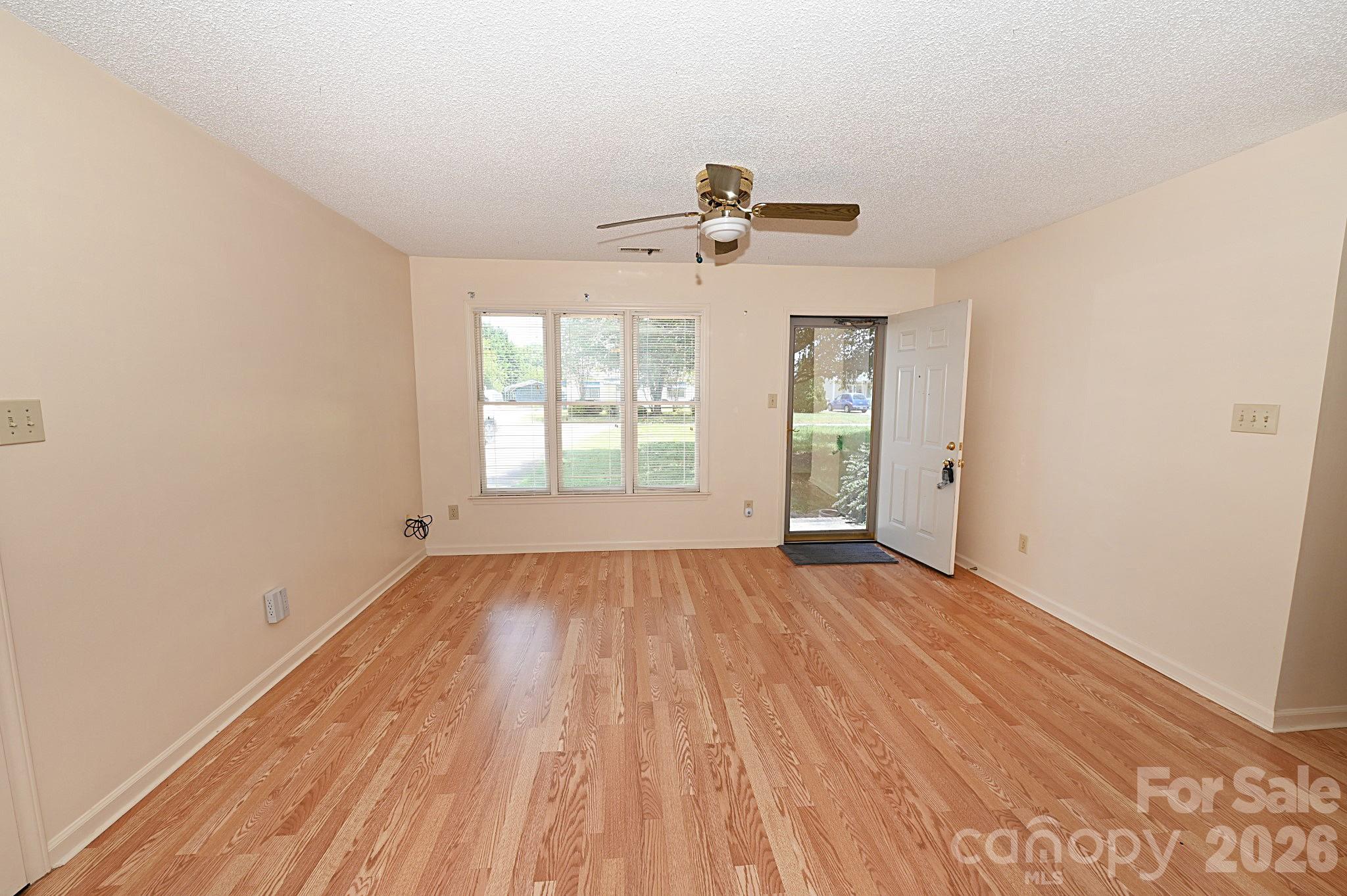 4445 Sulphur Springs Road Property Photo 12